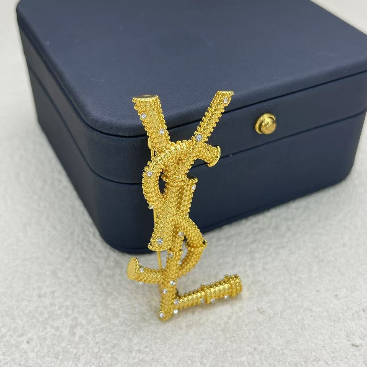 LuxluxHouse Low Price And High Quality Accessories YSL