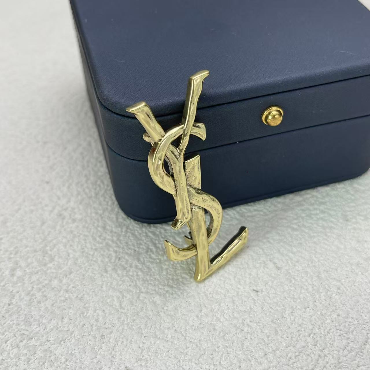 LuxluxHouse Low Price And High Quality Accessories YSL