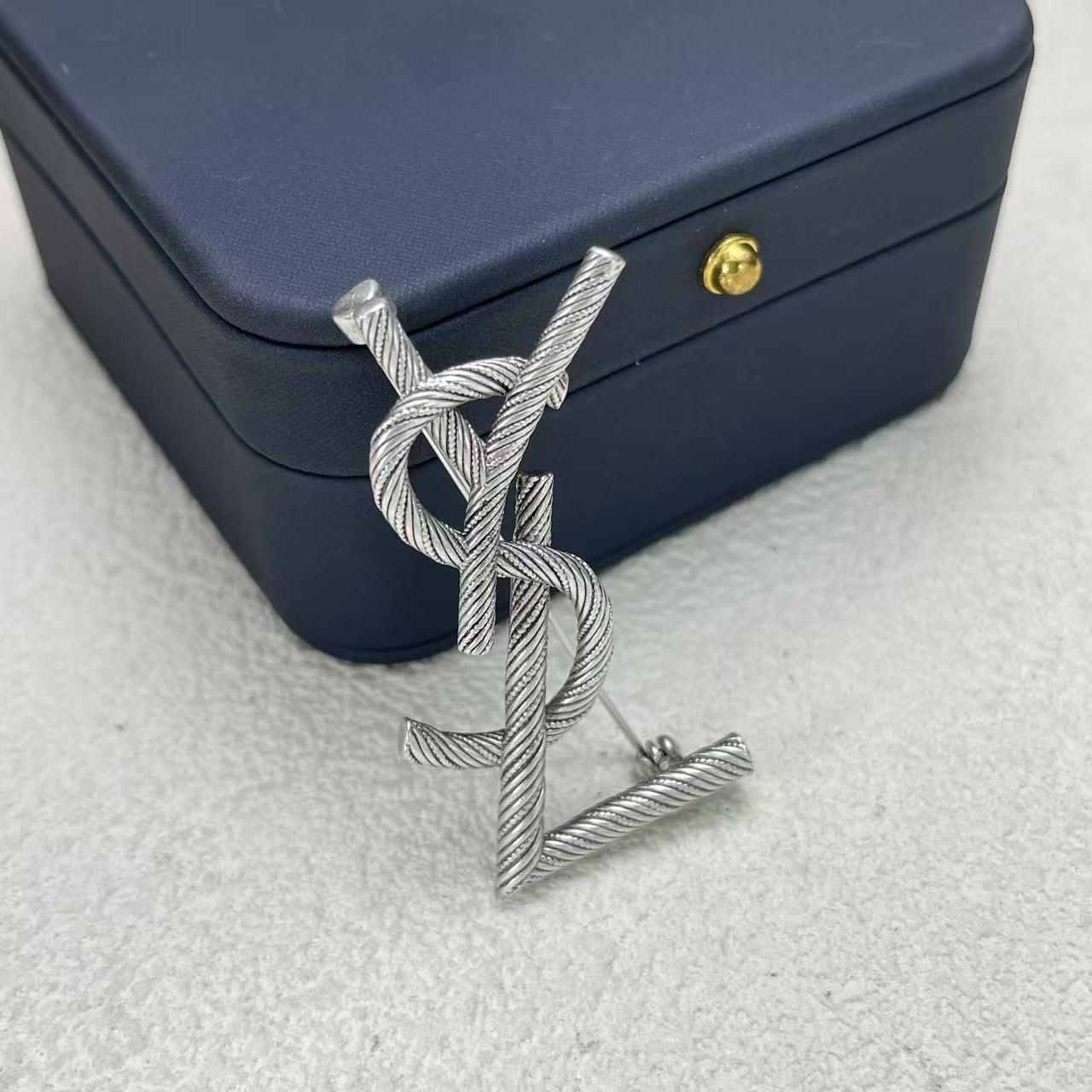 LuxluxHouse Low Price And High Quality Accessories YSL
