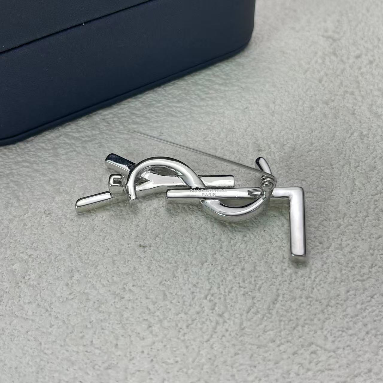 LuxluxHouse Low Price And High Quality Accessories YSL