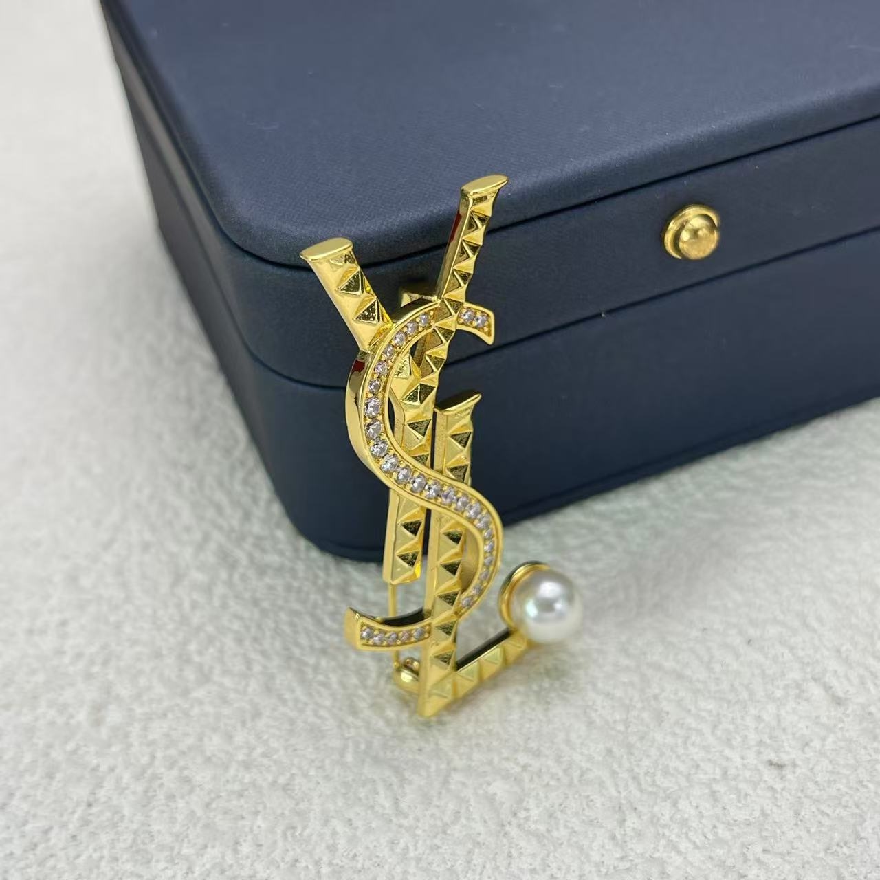 LuxluxHouse Low Price And High Quality Accessories YSL