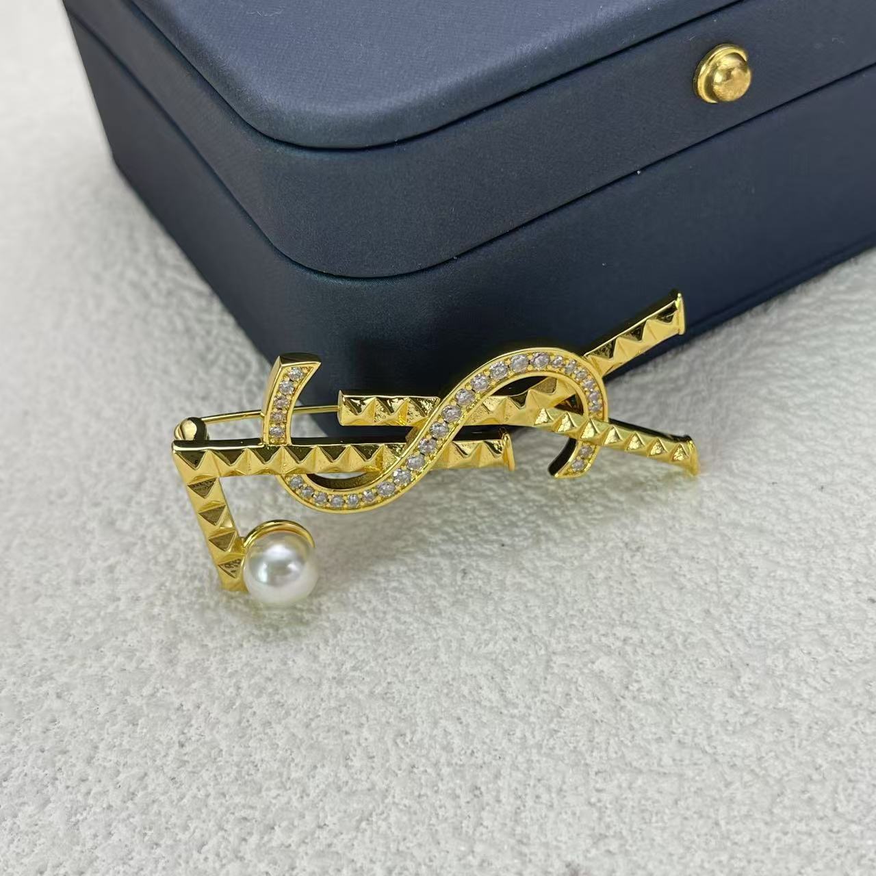 LuxluxHouse Low Price And High Quality Accessories YSL