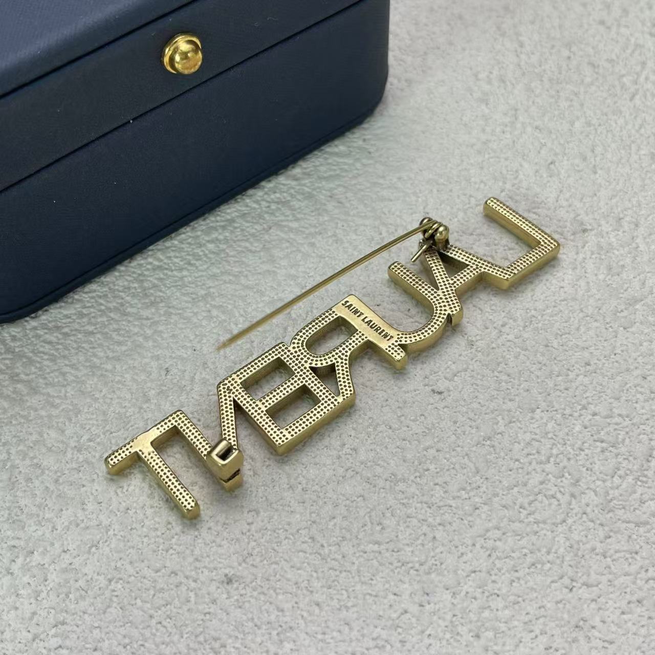LuxluxHouse Low Price And High Quality Accessories YSL