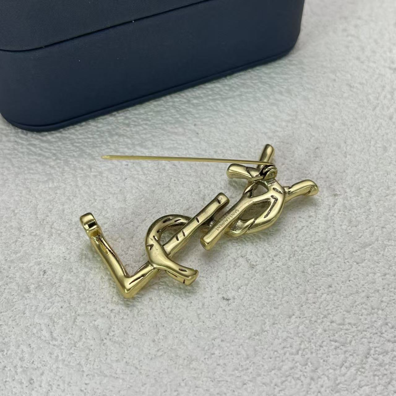 LuxluxHouse Low Price And High Quality Accessories YSL