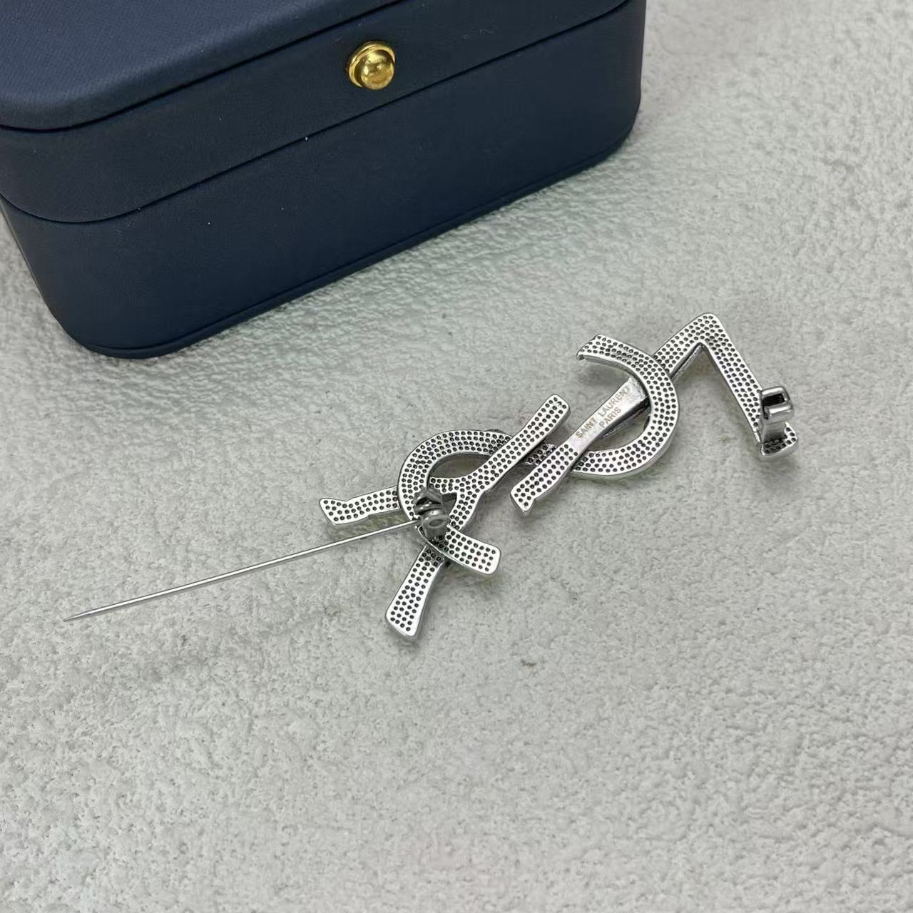 LuxluxHouse Low Price And High Quality Accessories YSL