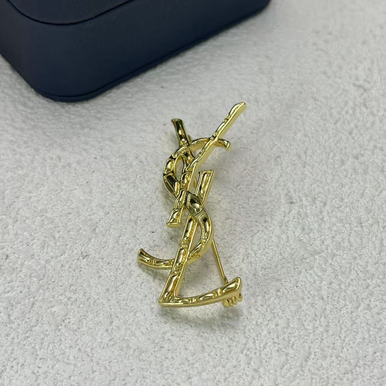 LuxluxHouse Low Price And High Quality Accessories YSL