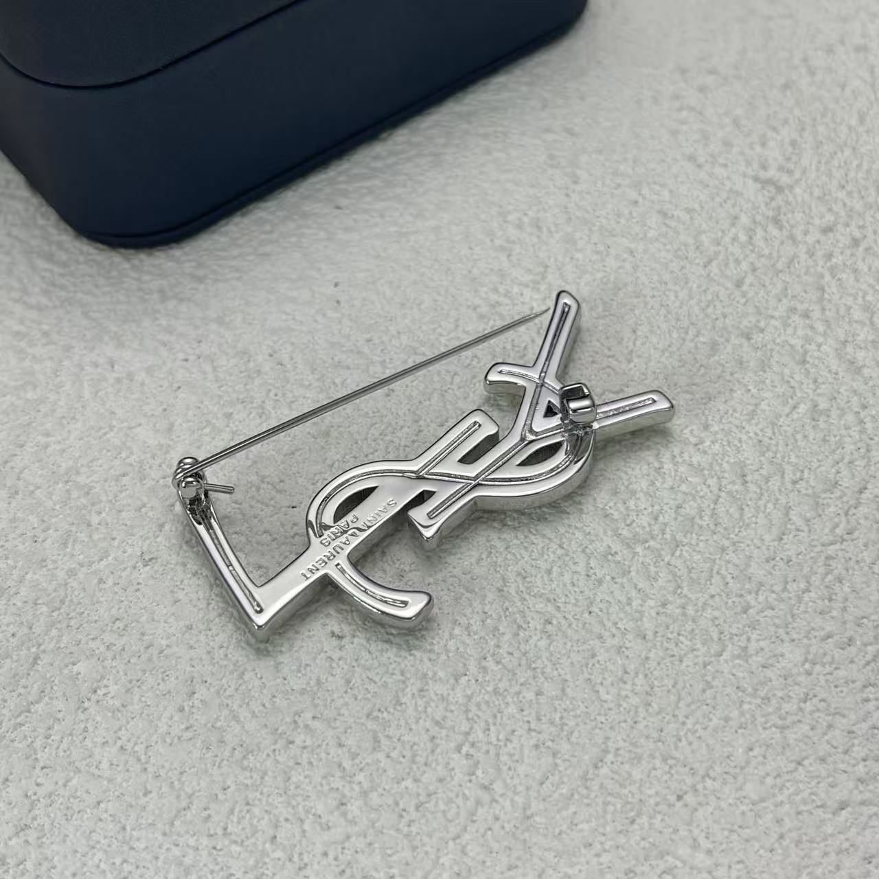 LuxluxHouse Low Price And High Quality Accessories YSL
