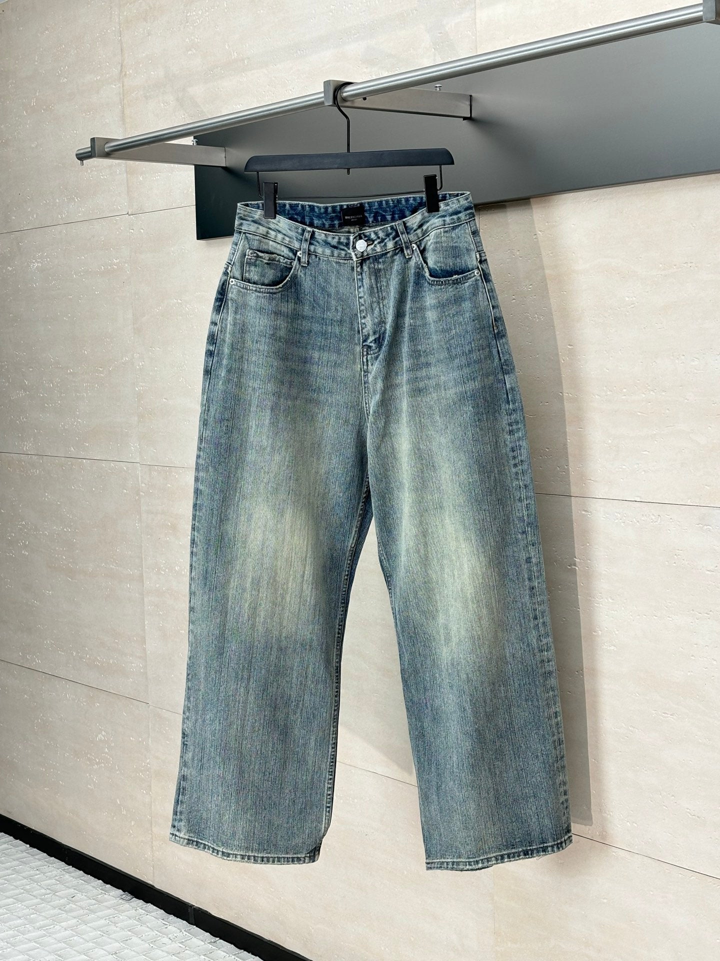 LuxluxHouse Best Quality Clothes Balenciaga Pants