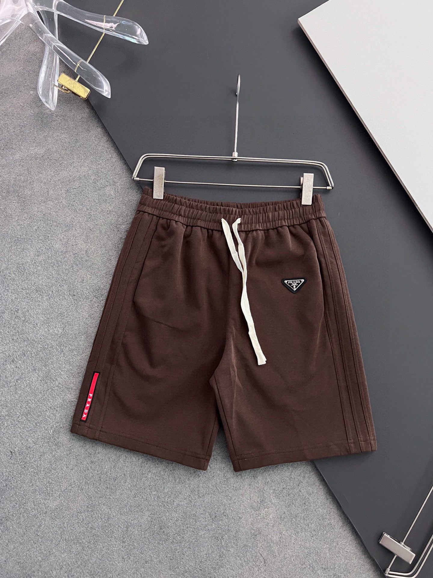 LuxluxHouse Best Quality Clothes Pants Prada