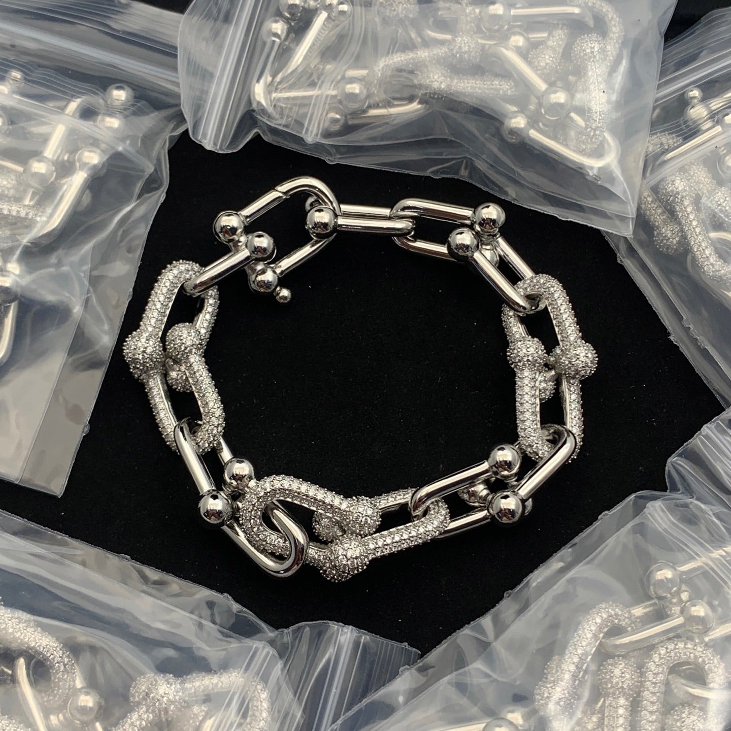 LuxluxHouse Low Price And High Quality Accessories Tiffany