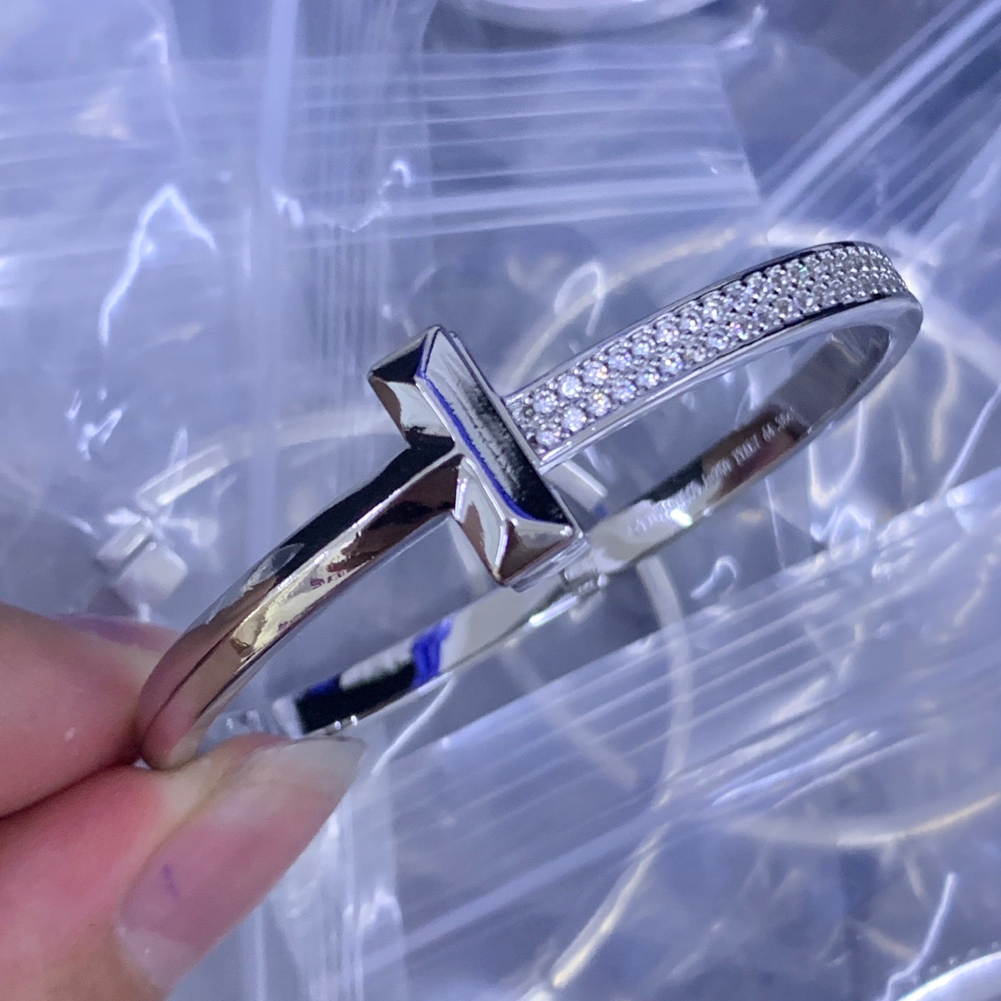 LuxluxHouse Low Price And High Quality Accessories Tiffany