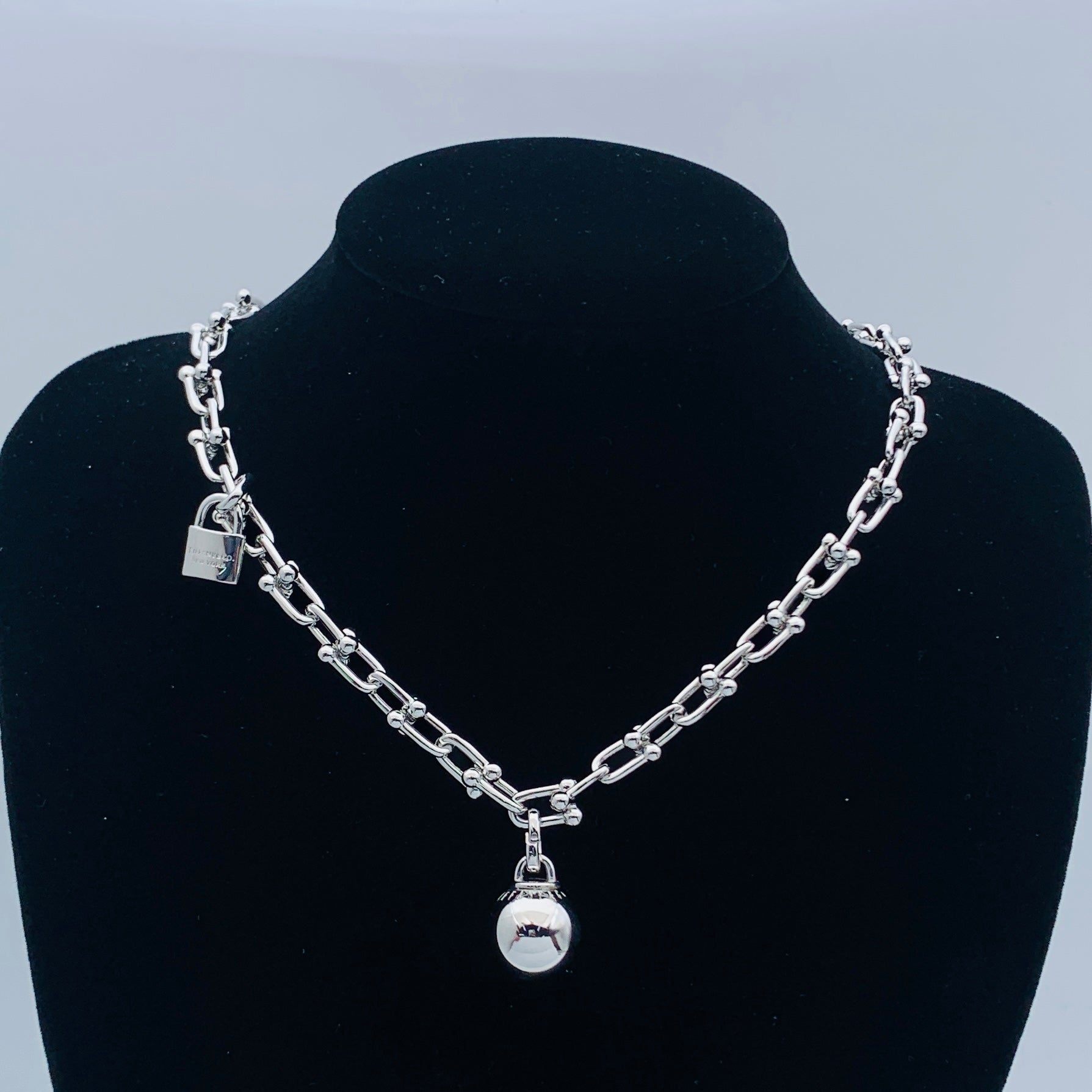 LuxluxHouse Low Price And High Quality Accessories Tiffany