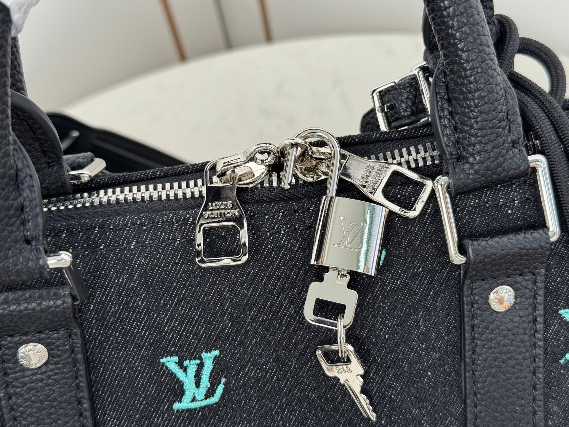 LuxluxHouse Best Quality Bags Louis Vuitton Men