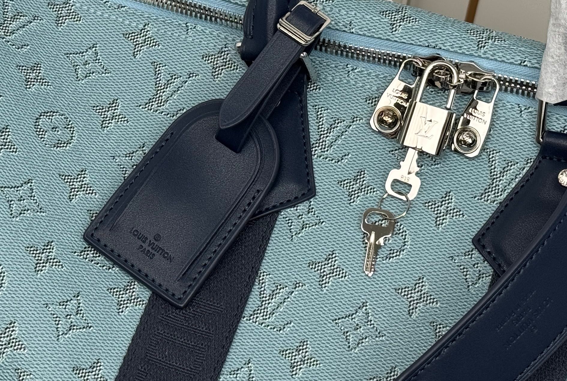 LuxluxHouse Best Quality Bags Louis Vuitton Men