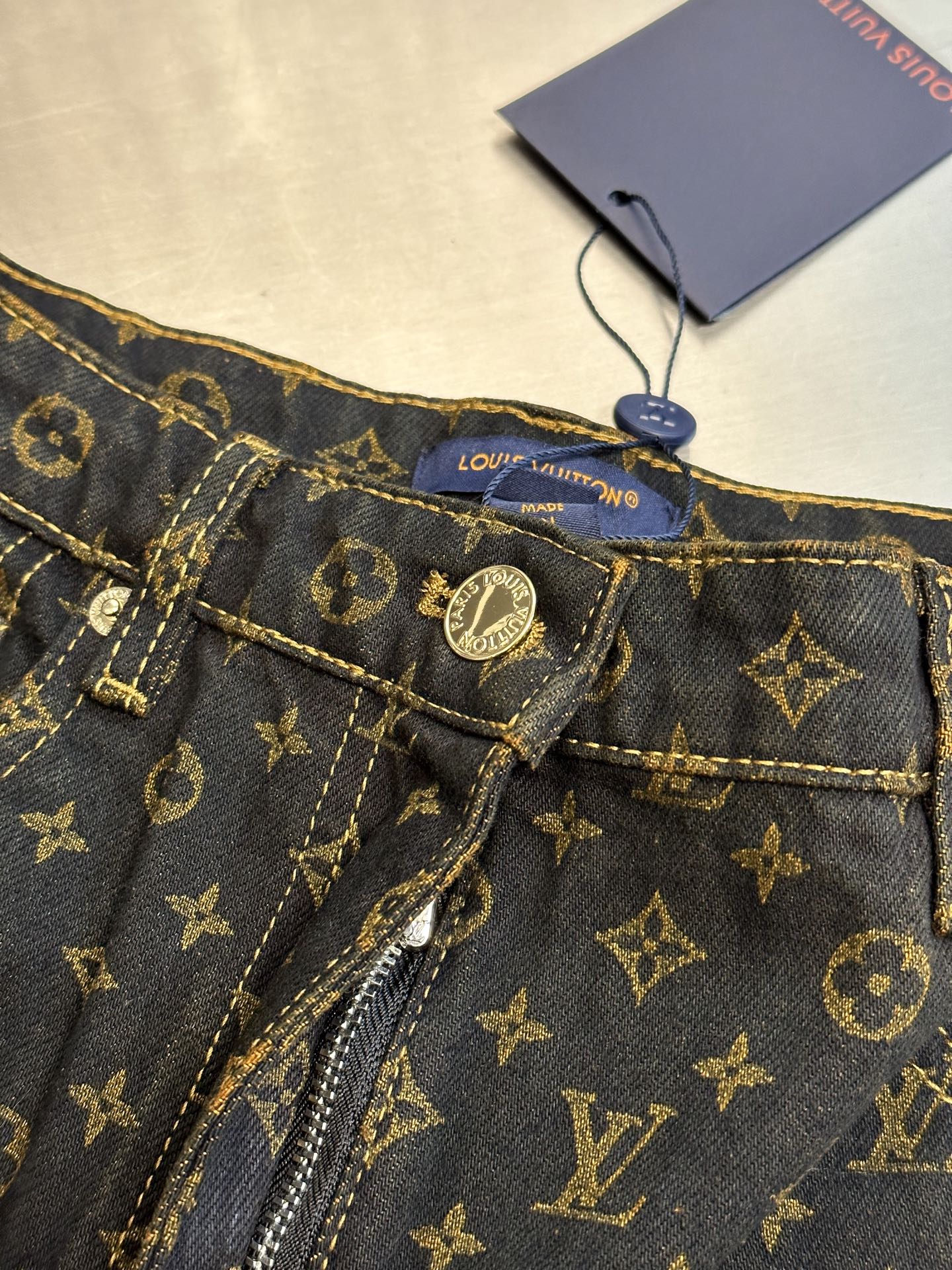 LuxluxHouse Best Quality Clothes Pants Louis Vuitton