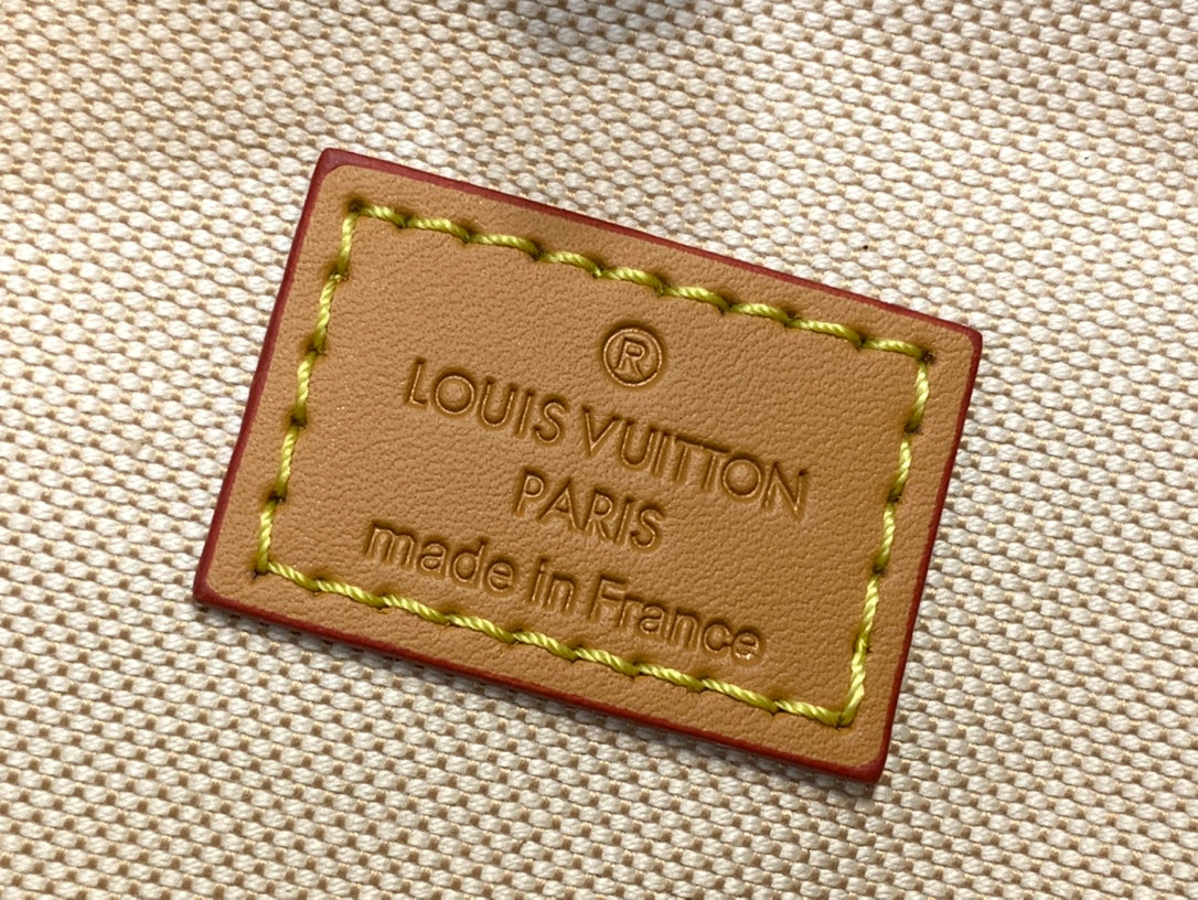 LuxluxHouse Best Quality Bags Louis Vuitton Men