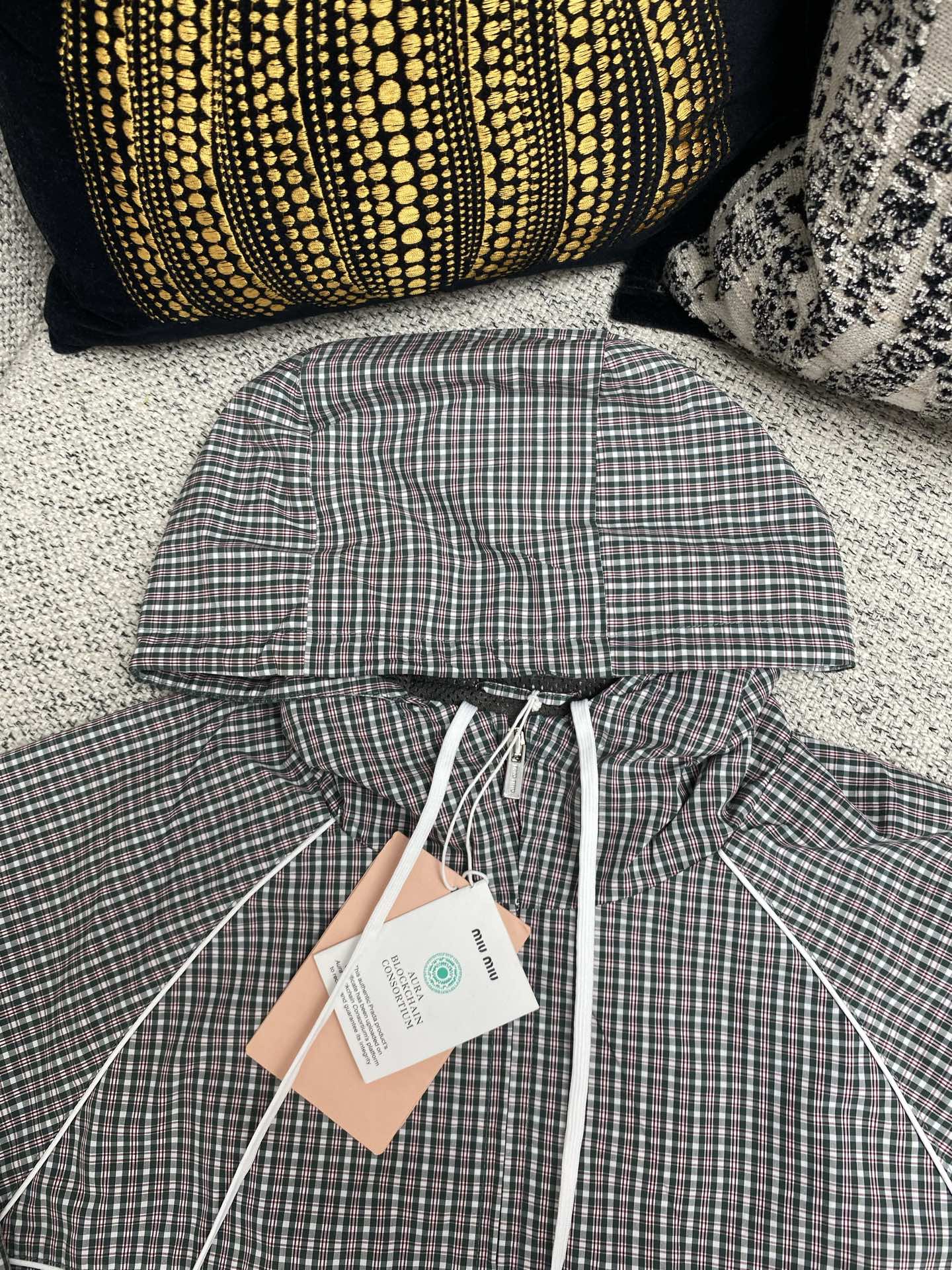 LuxluxHouse Best Quality Clothes Miu Miu Hoodie & Sweater