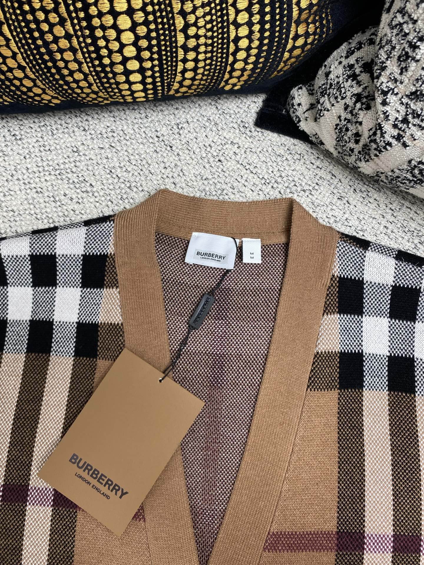 LuxluxHouse Best Quality Clothes Burberry Hoodie & Sweater