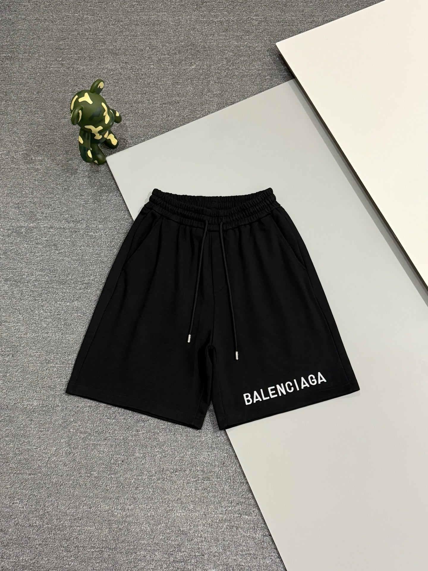 LuxluxHouse Best Quality Clothes Balenciaga Pants