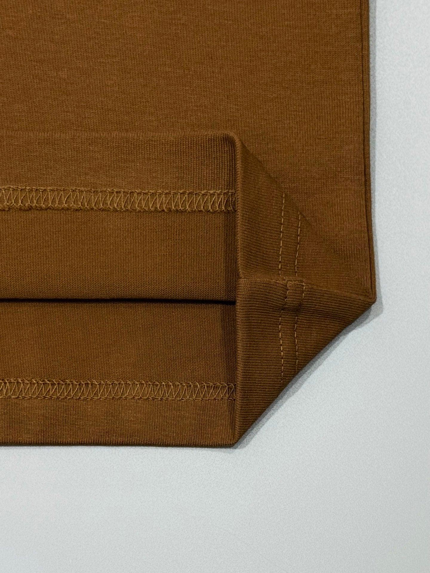 LuxluxHouse Best Quality Clothes T-shirt Loewe