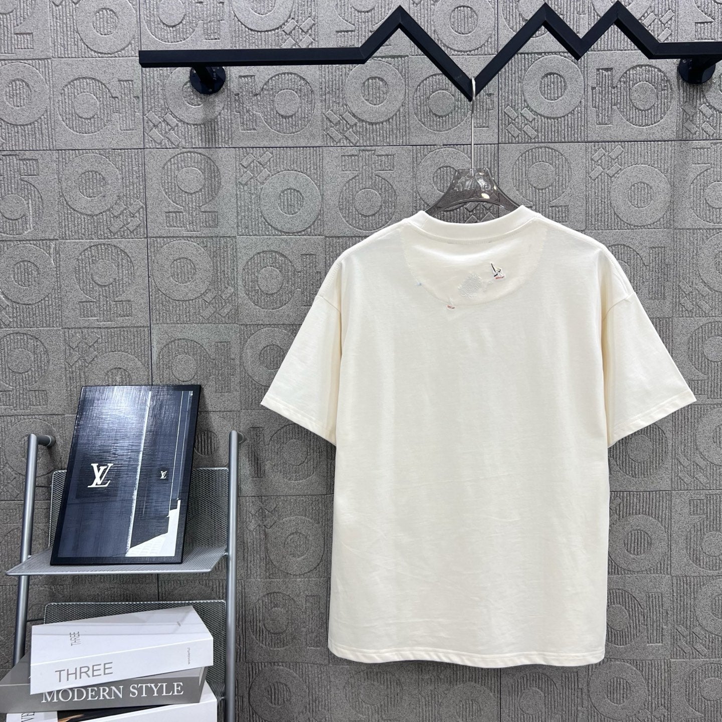 LuxluxHouse Best Quality Clothes T-shirt Louis Vuitton