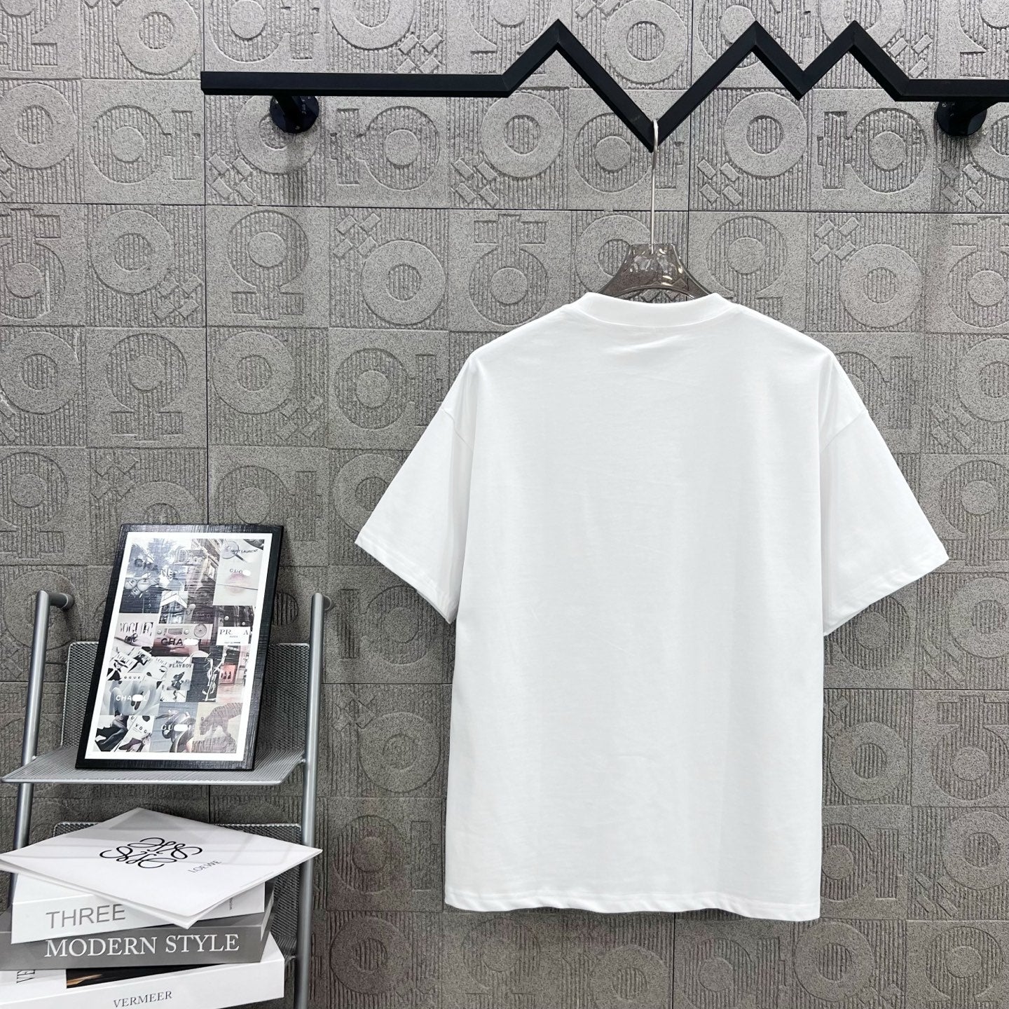 LuxluxHouse Best Quality Clothes T-shirt Loewe
