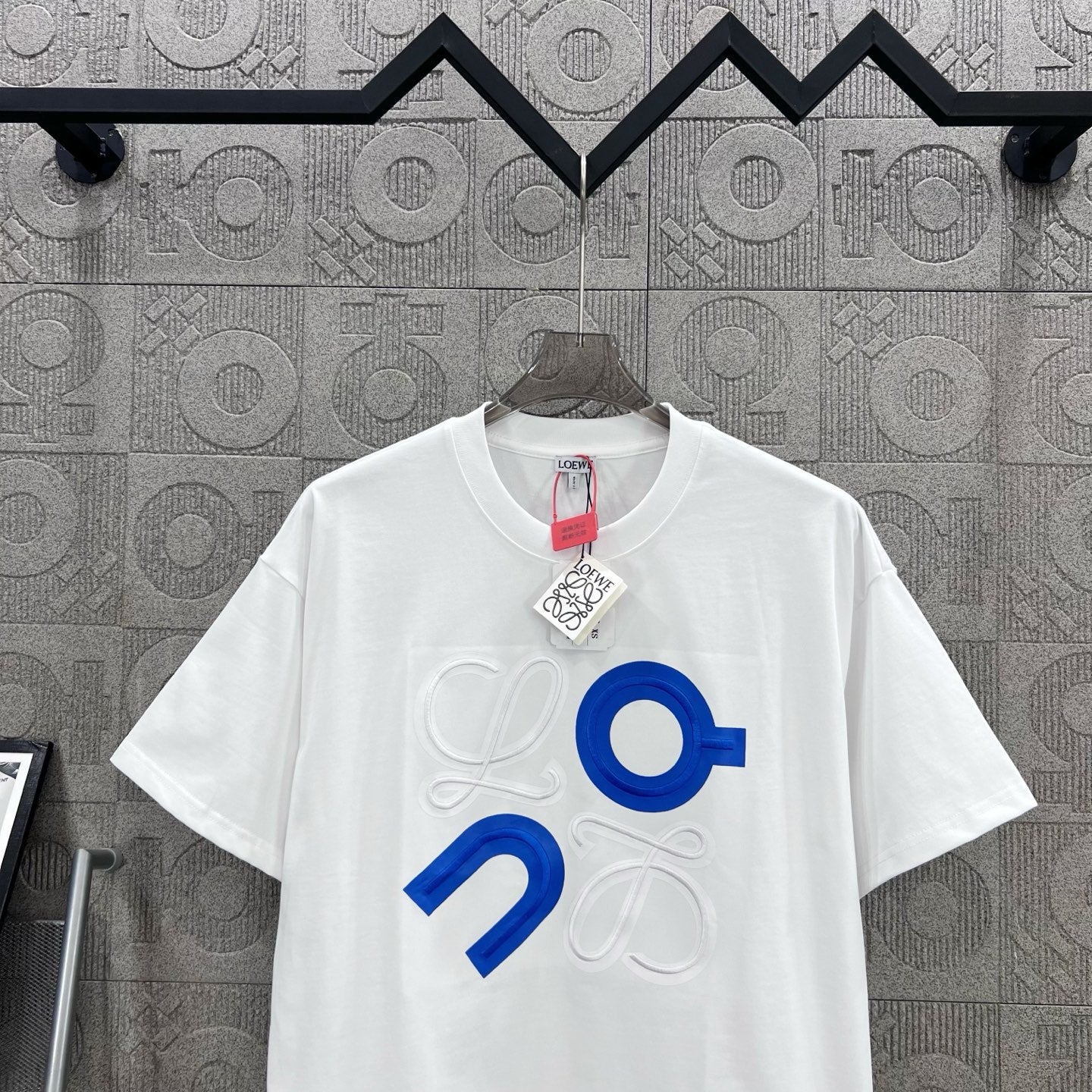 LuxluxHouse Best Quality Clothes T-shirt Loewe
