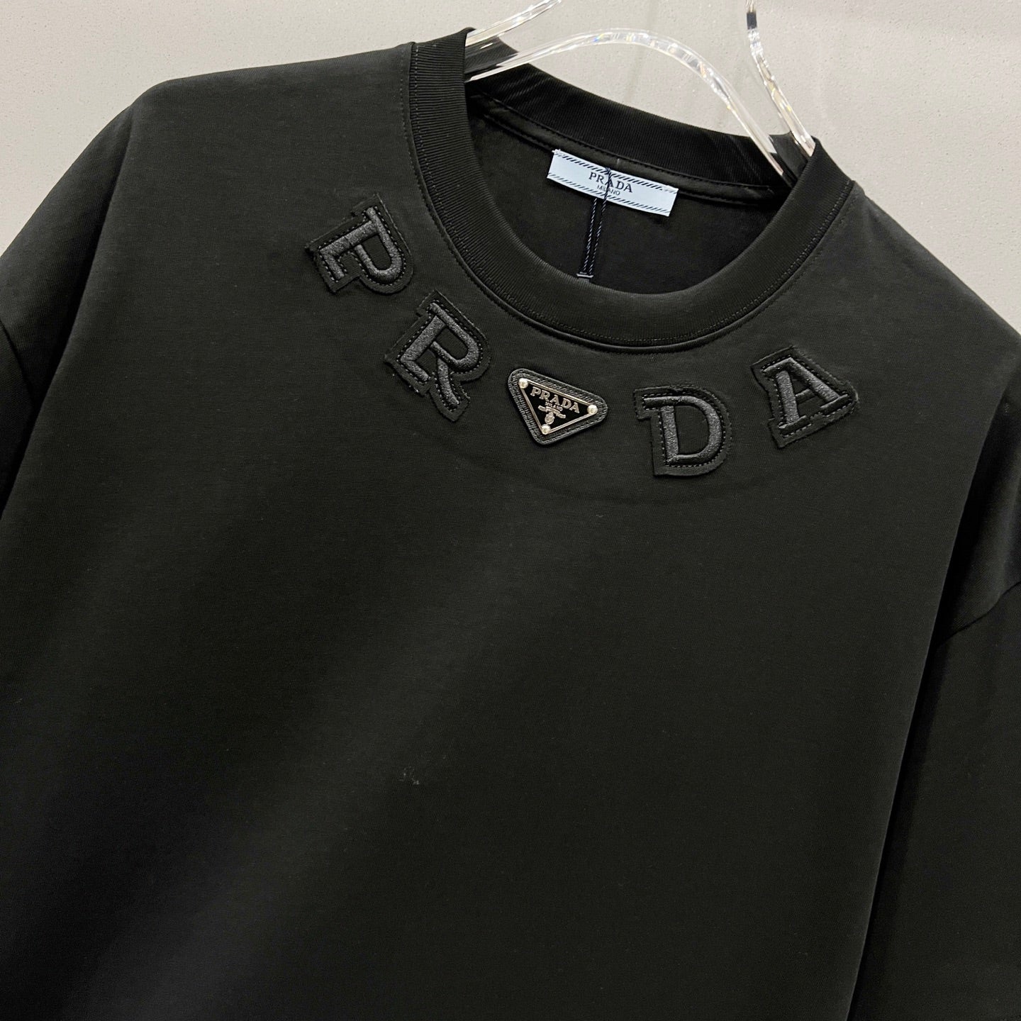 LuxluxHouse Best Quality Clothes T-shirt Prada