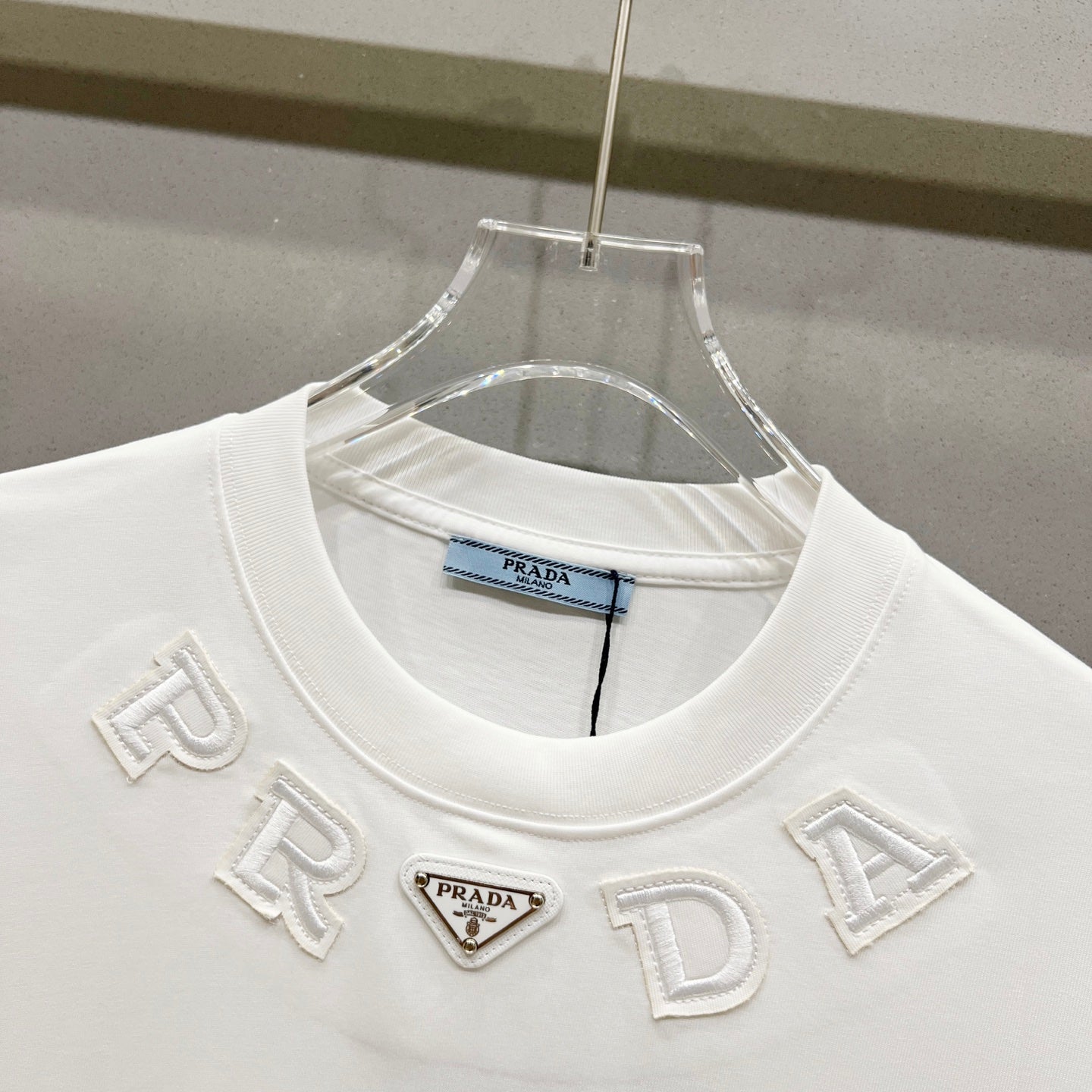 LuxluxHouse Best Quality Clothes T-shirt Prada