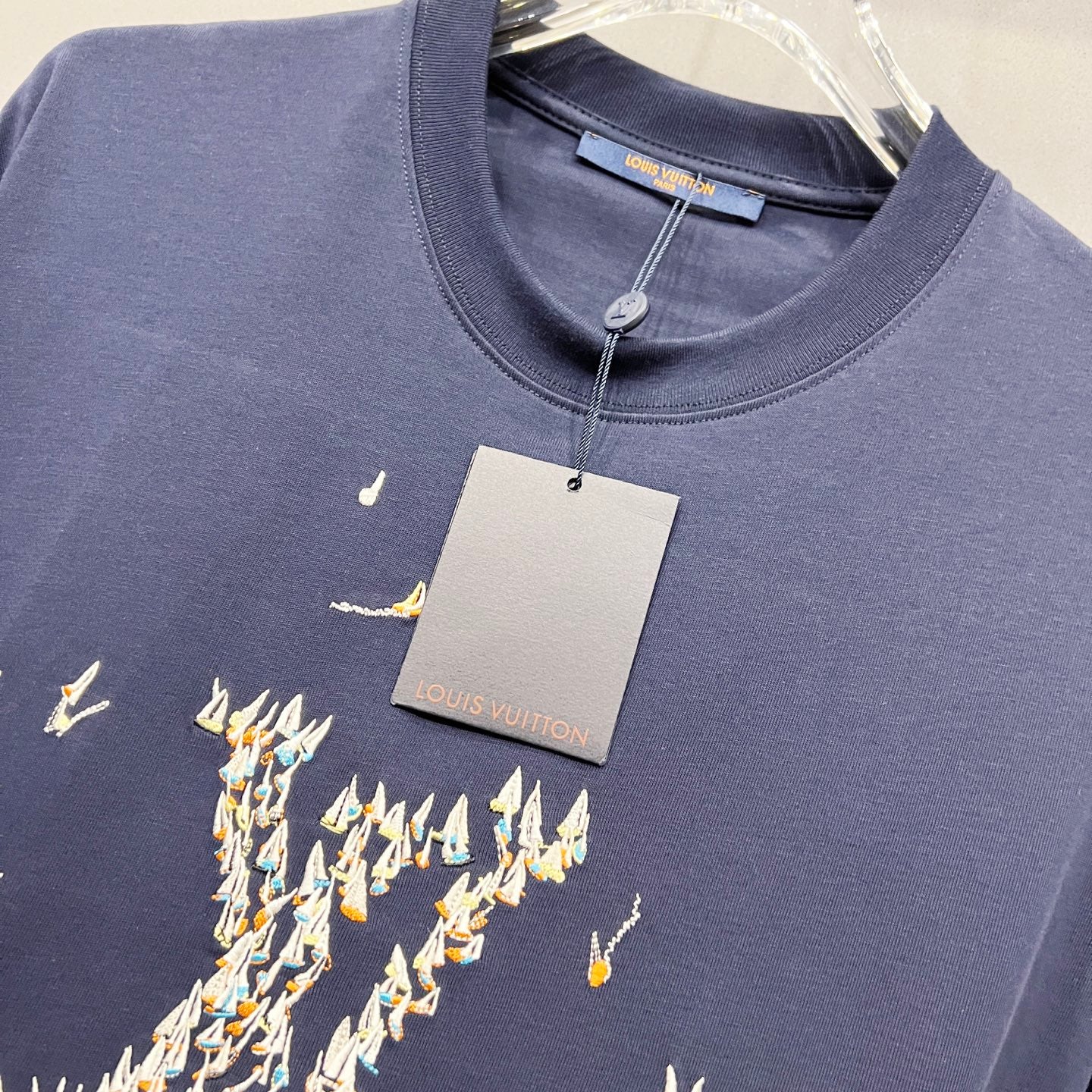 LuxluxHouse Best Quality Clothes T-shirt Louis Vuitton