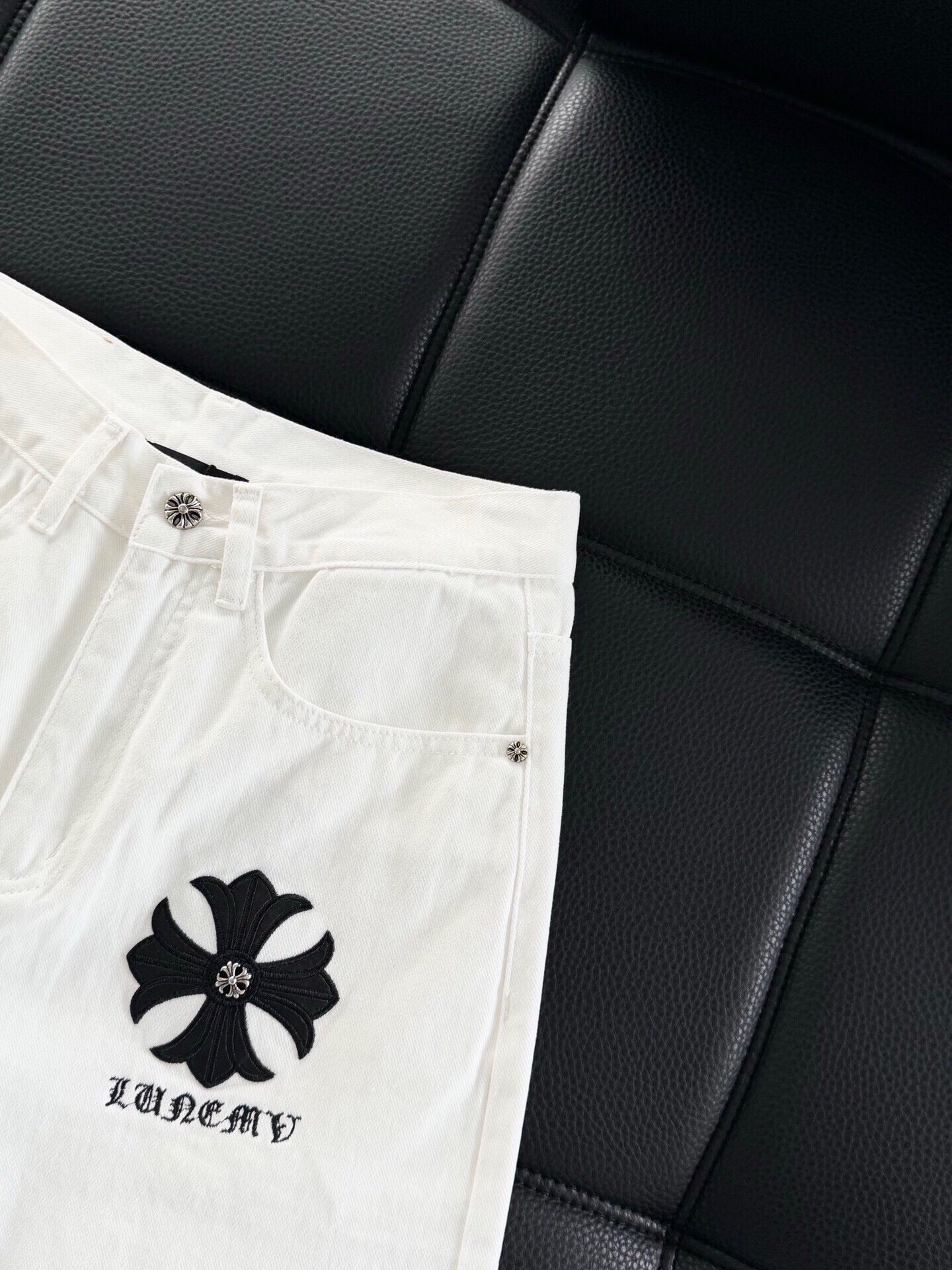 LuxluxHouse Best Quality Clothes Pants Chrome Hearts