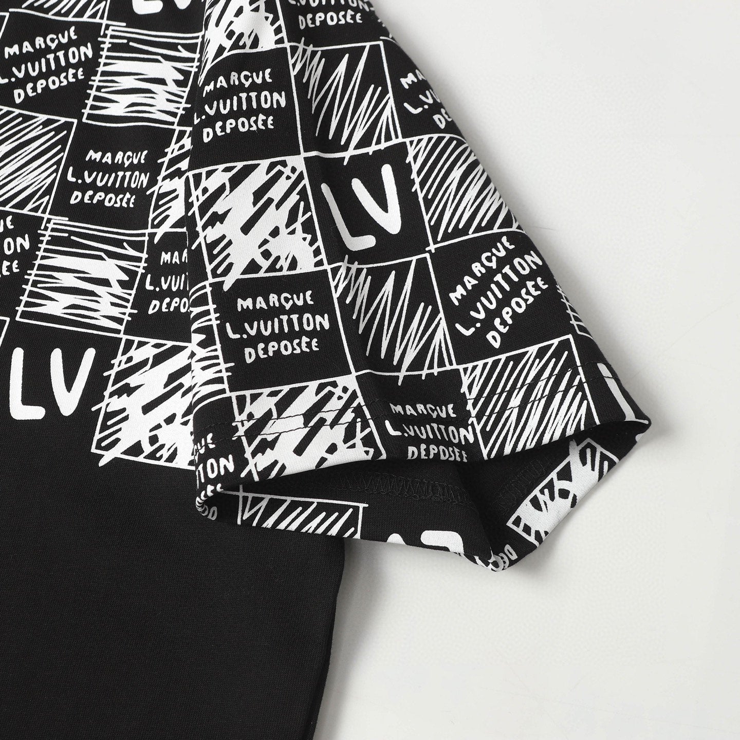 LuxluxHouse Best Quality Clothes T-shirt Louis Vuitton