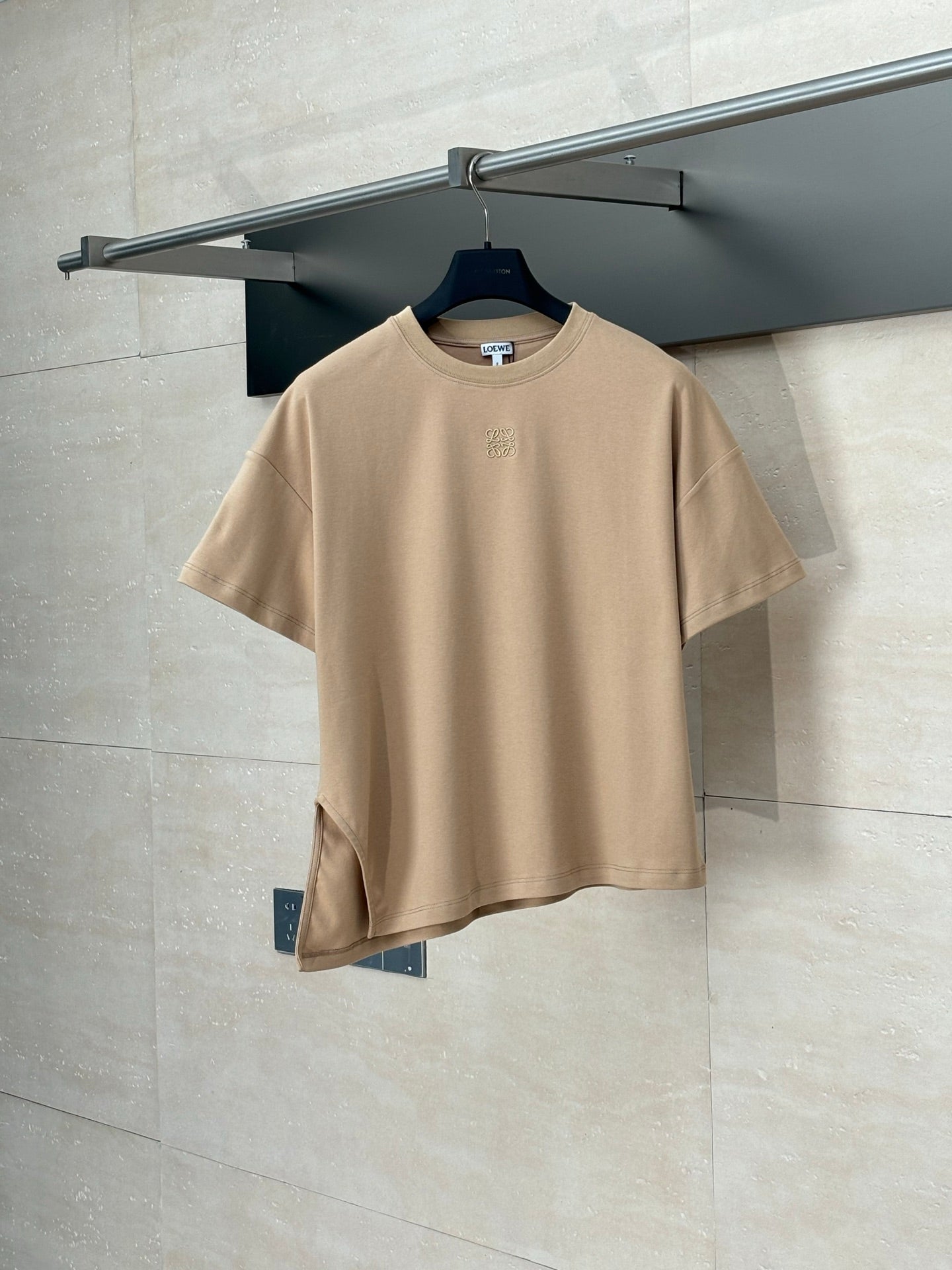 LuxluxHouse Best Quality Clothes T-shirt Loewe