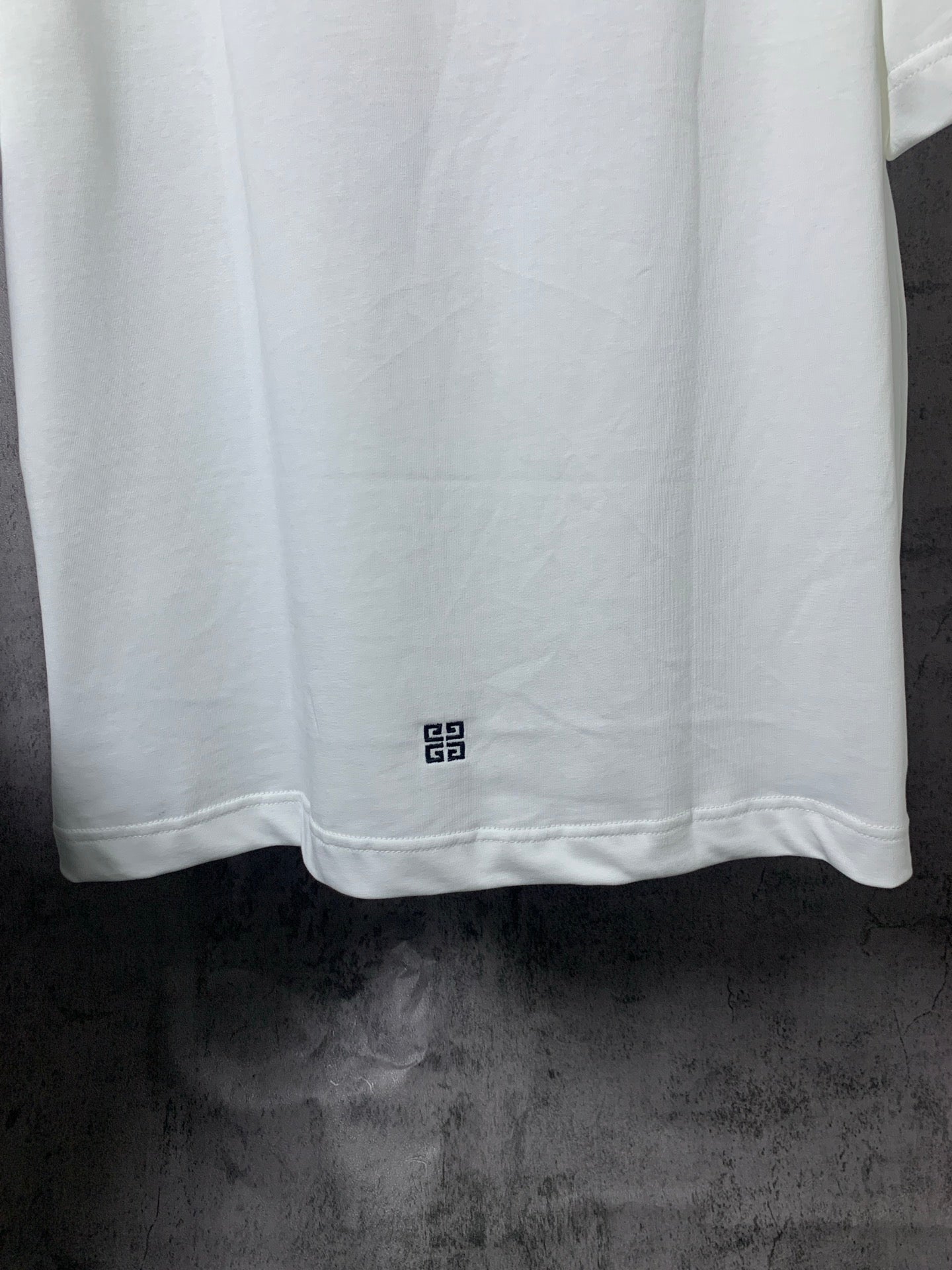 LuxluxHouse Best Quality Clothes Givenchy T-shirt