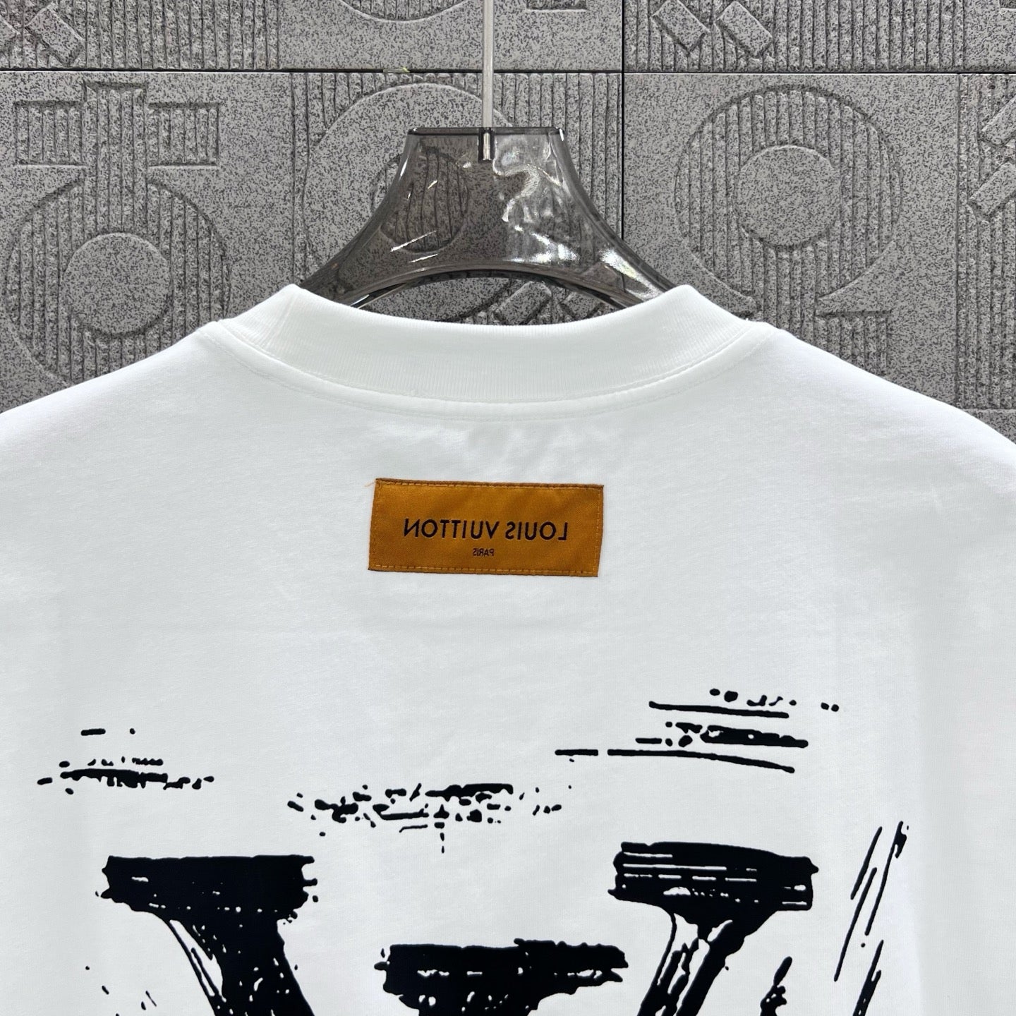 LuxluxHouse Best Quality Clothes T-shirt Louis Vuitton