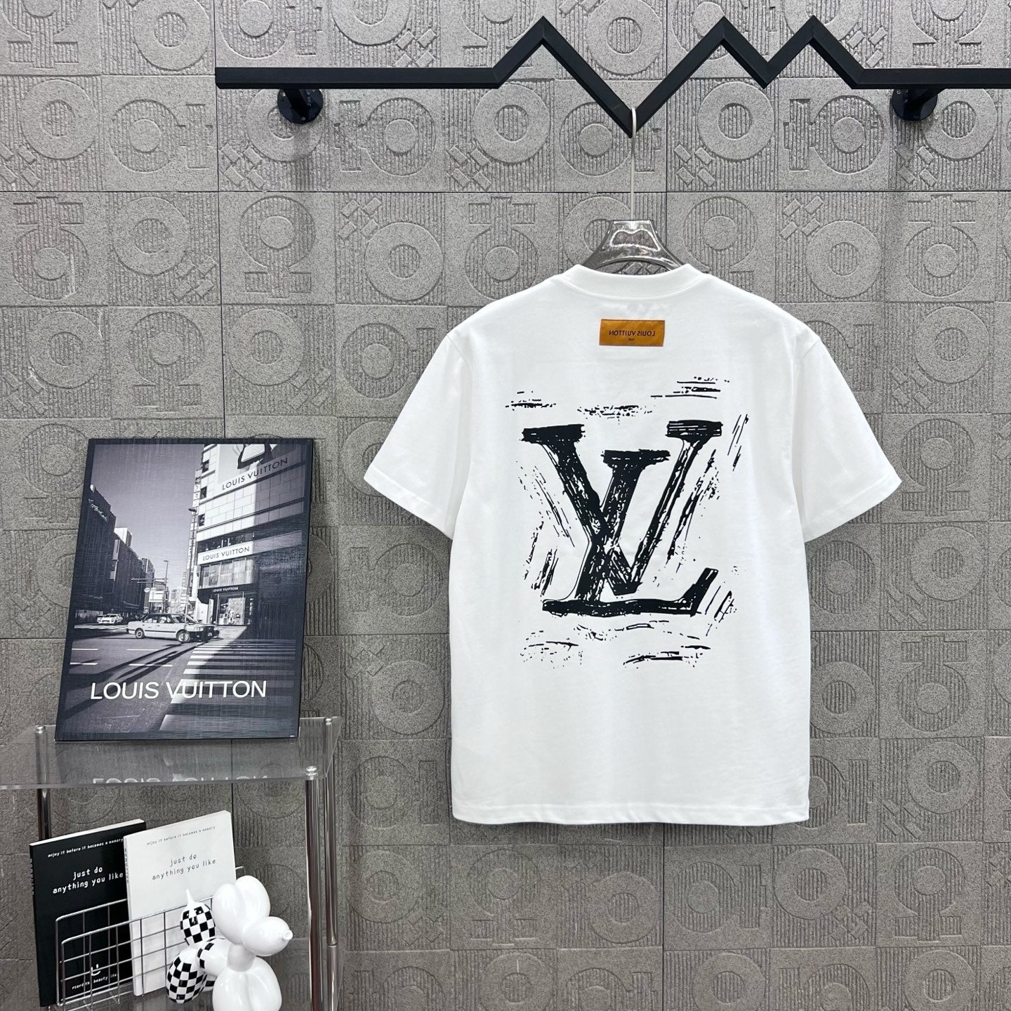 LuxluxHouse Best Quality Clothes T-shirt Louis Vuitton