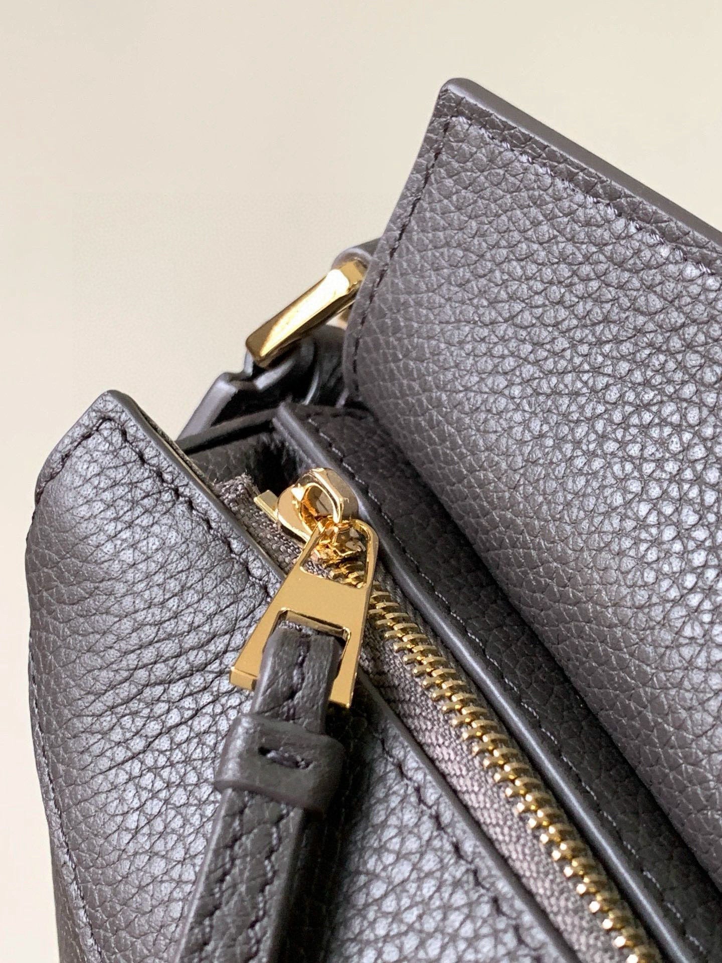 LuxluxHouse Best Quality Bags Loewe Men
