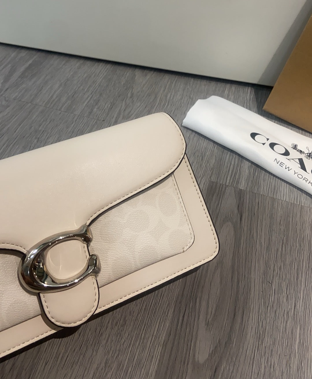 LuxluxHouse Best Quality Bags Coach