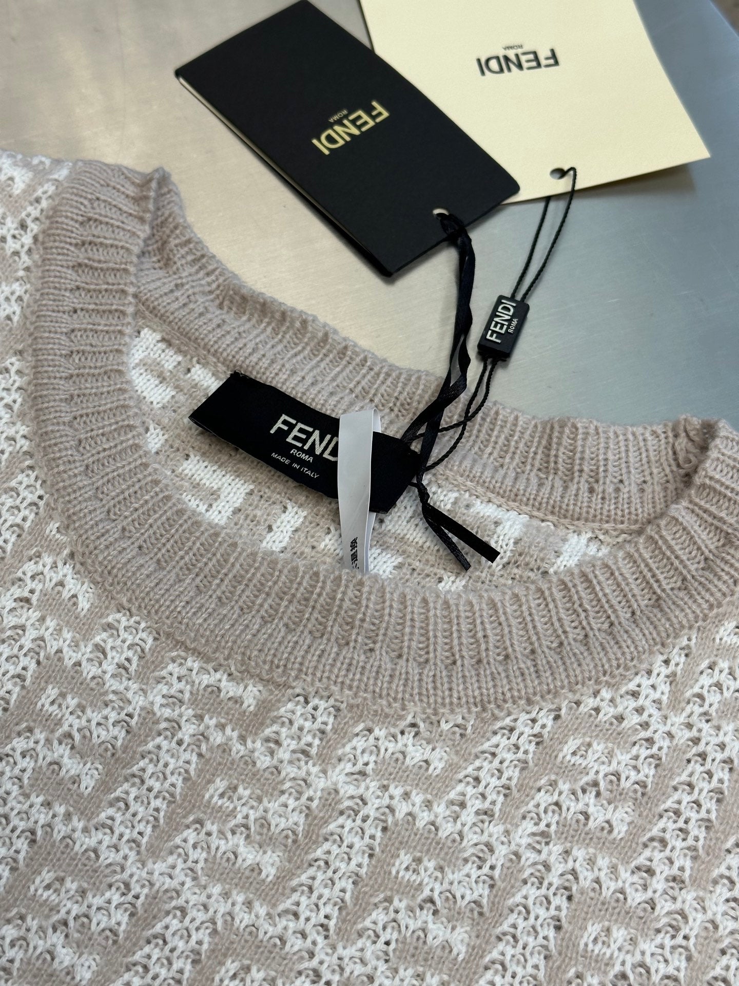 LuxluxHouse Best Quality Clothes Fendi Hoodie & Sweater