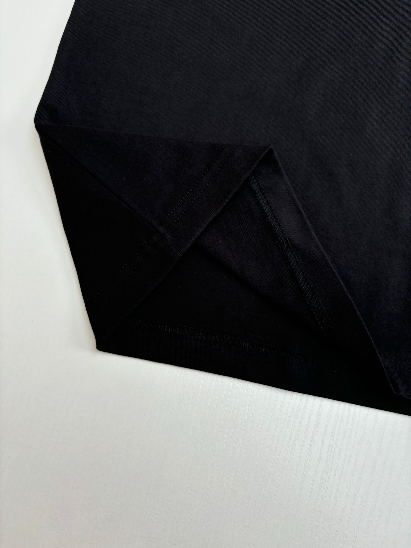 LuxluxHouse Best Quality Clothes T-shirt Prada