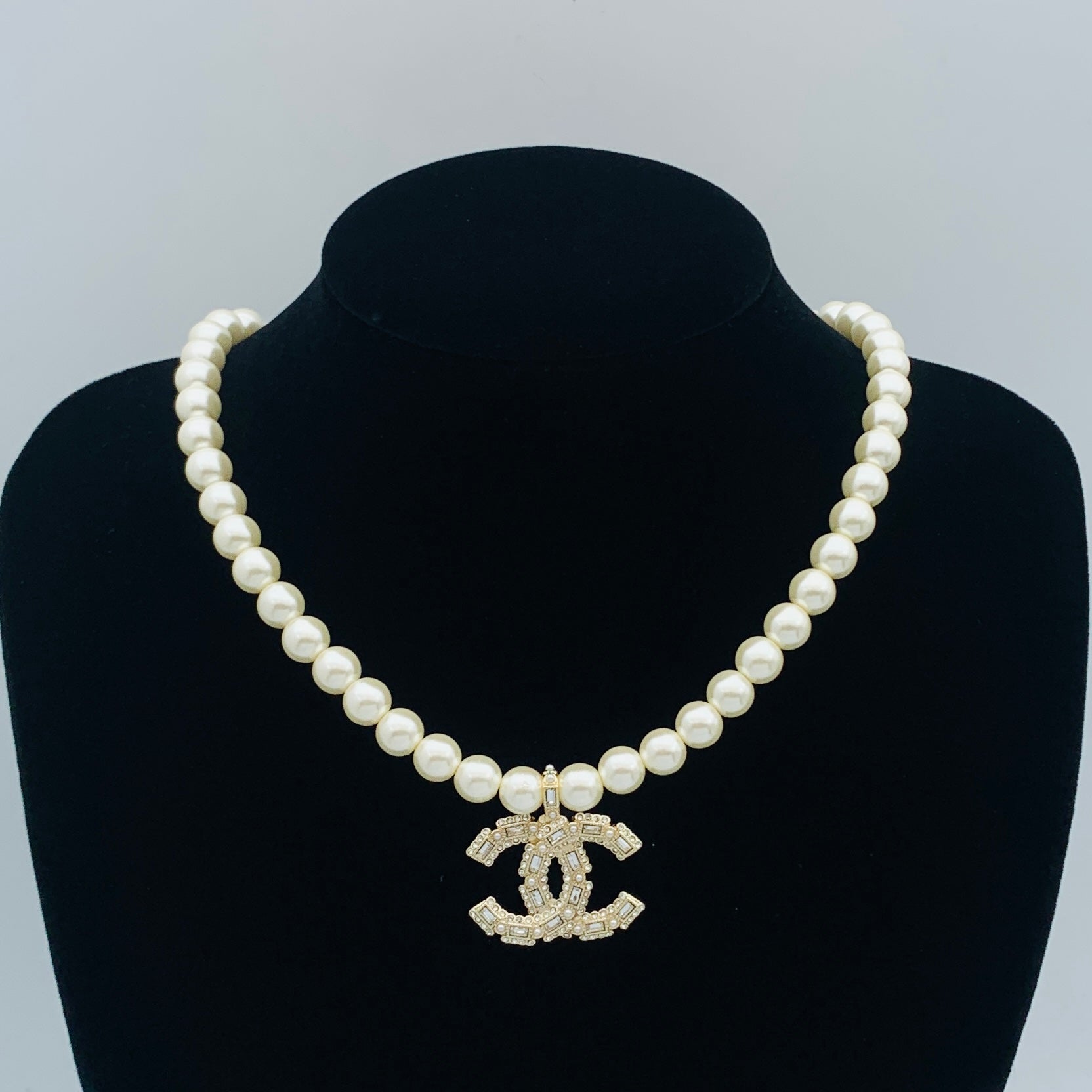 LuxluxHouse Low Price And High Quality Accessories Chanel