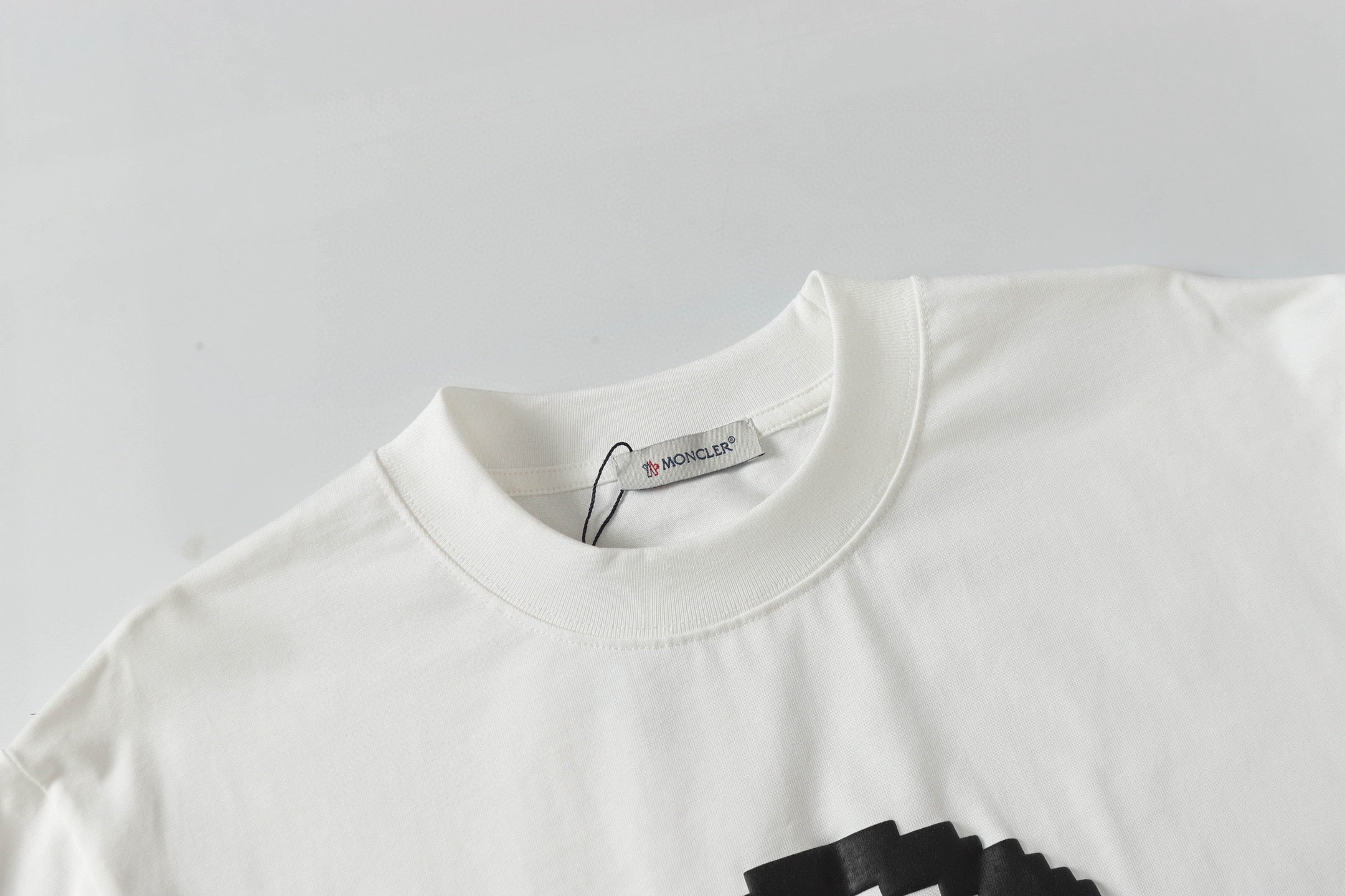 LuxluxHouse Best Quality Clothes T-shirt Moncler
