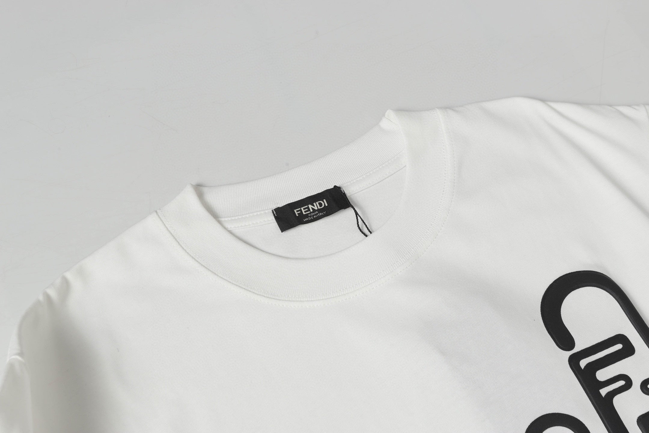 LuxluxHouse Best Quality Clothes Fendi T-shirt