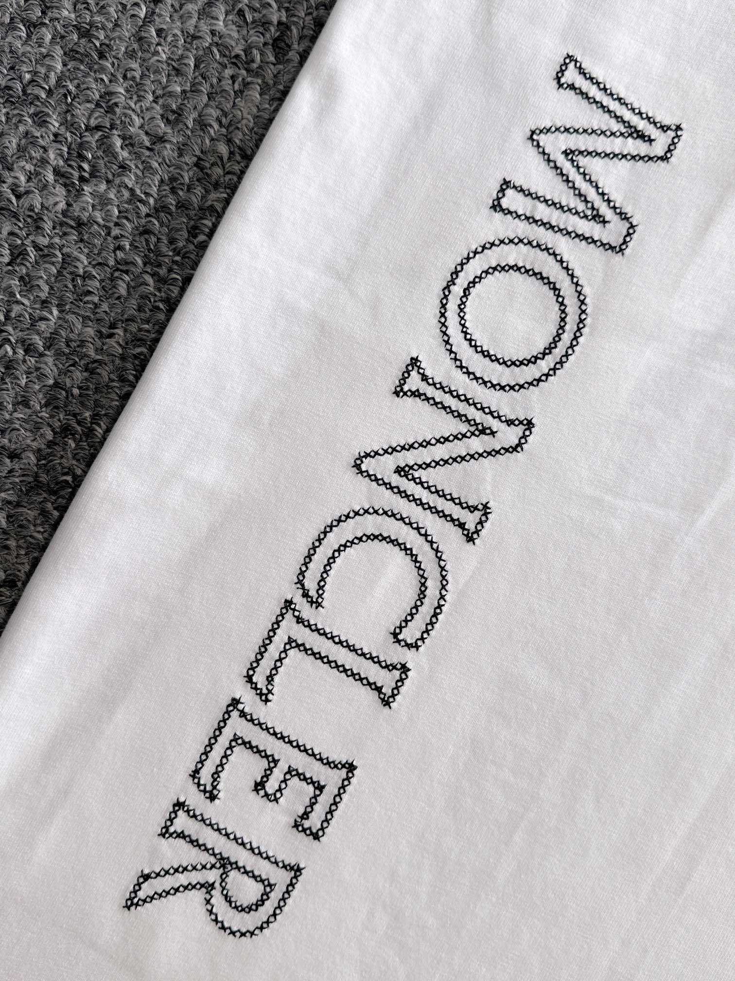 LuxluxHouse Best Quality Clothes T-shirt Moncler