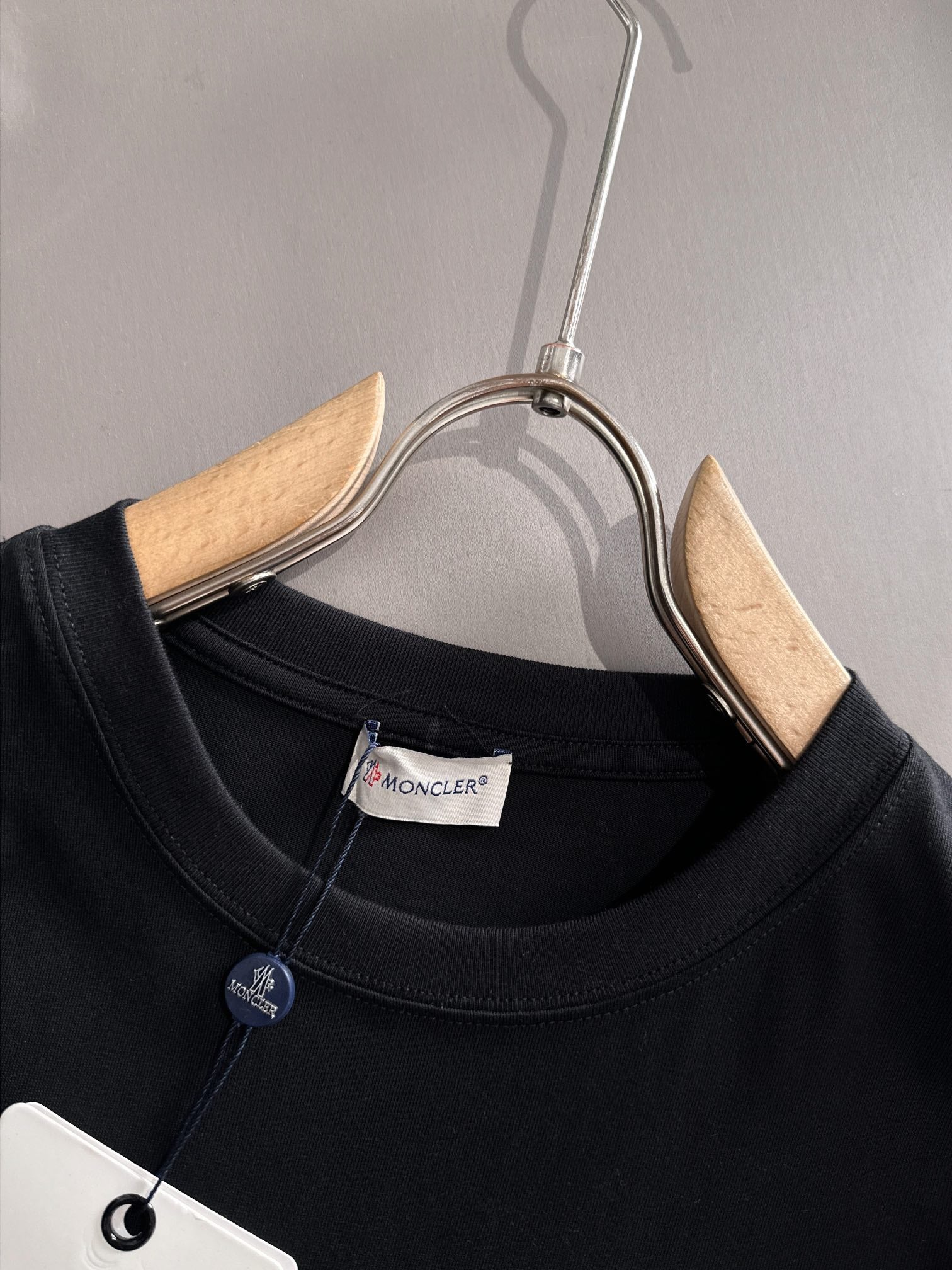 LuxluxHouse Best Quality Clothes T-shirt Moncler