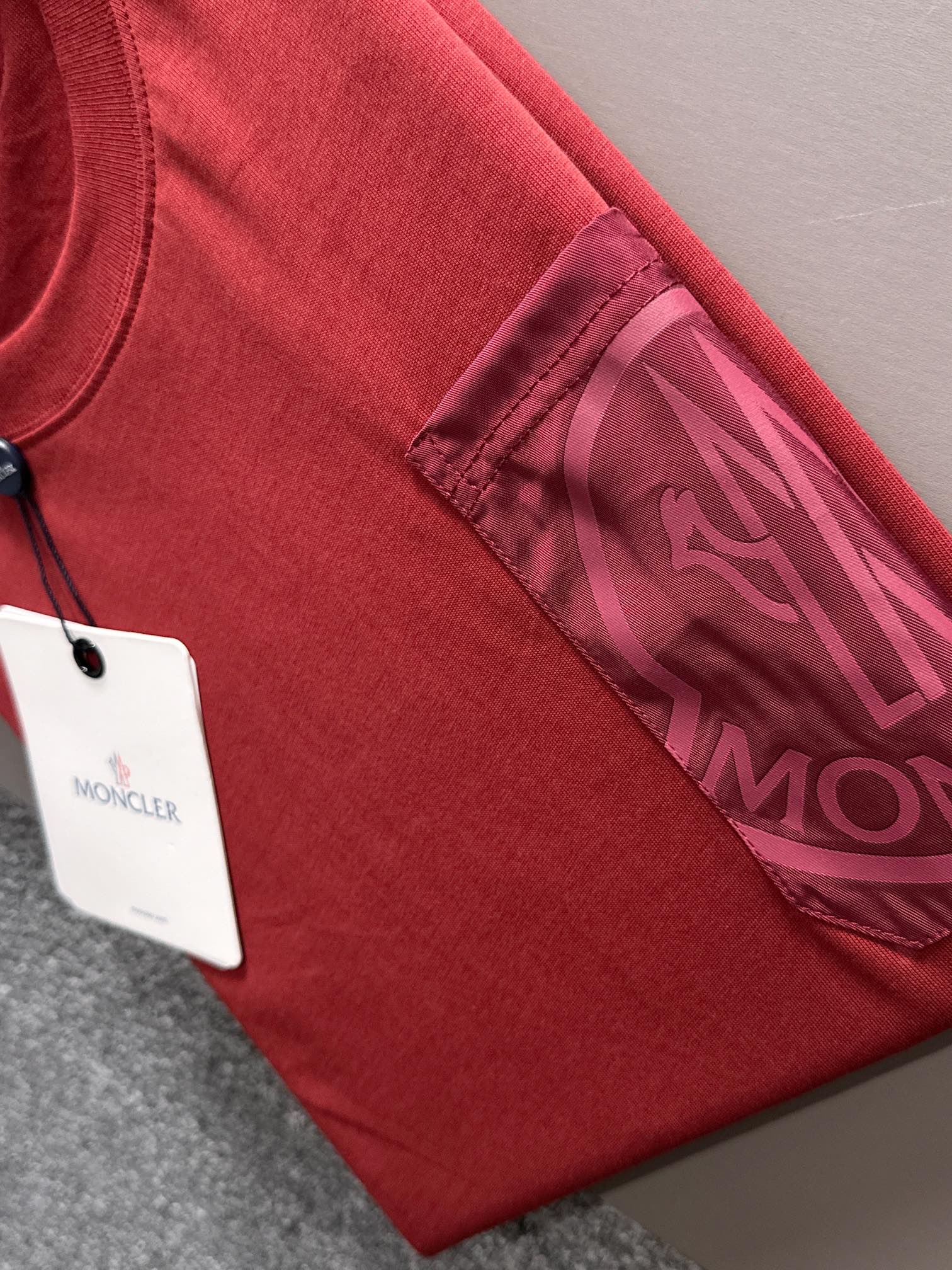 LuxluxHouse Best Quality Clothes T-shirt Moncler
