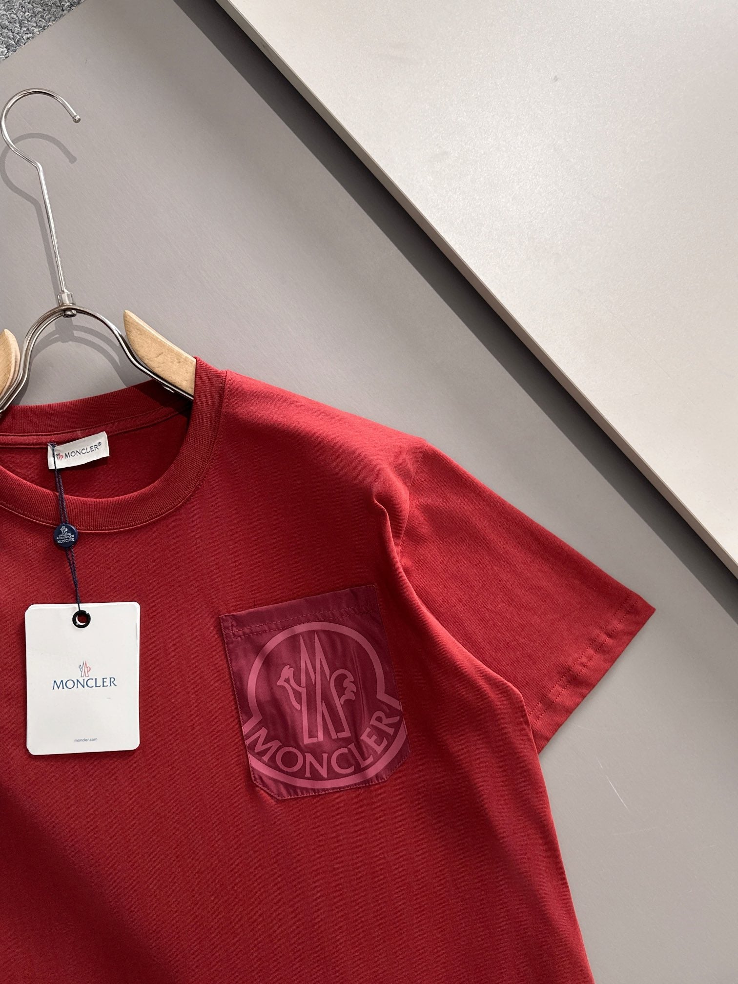LuxluxHouse Best Quality Clothes T-shirt Moncler