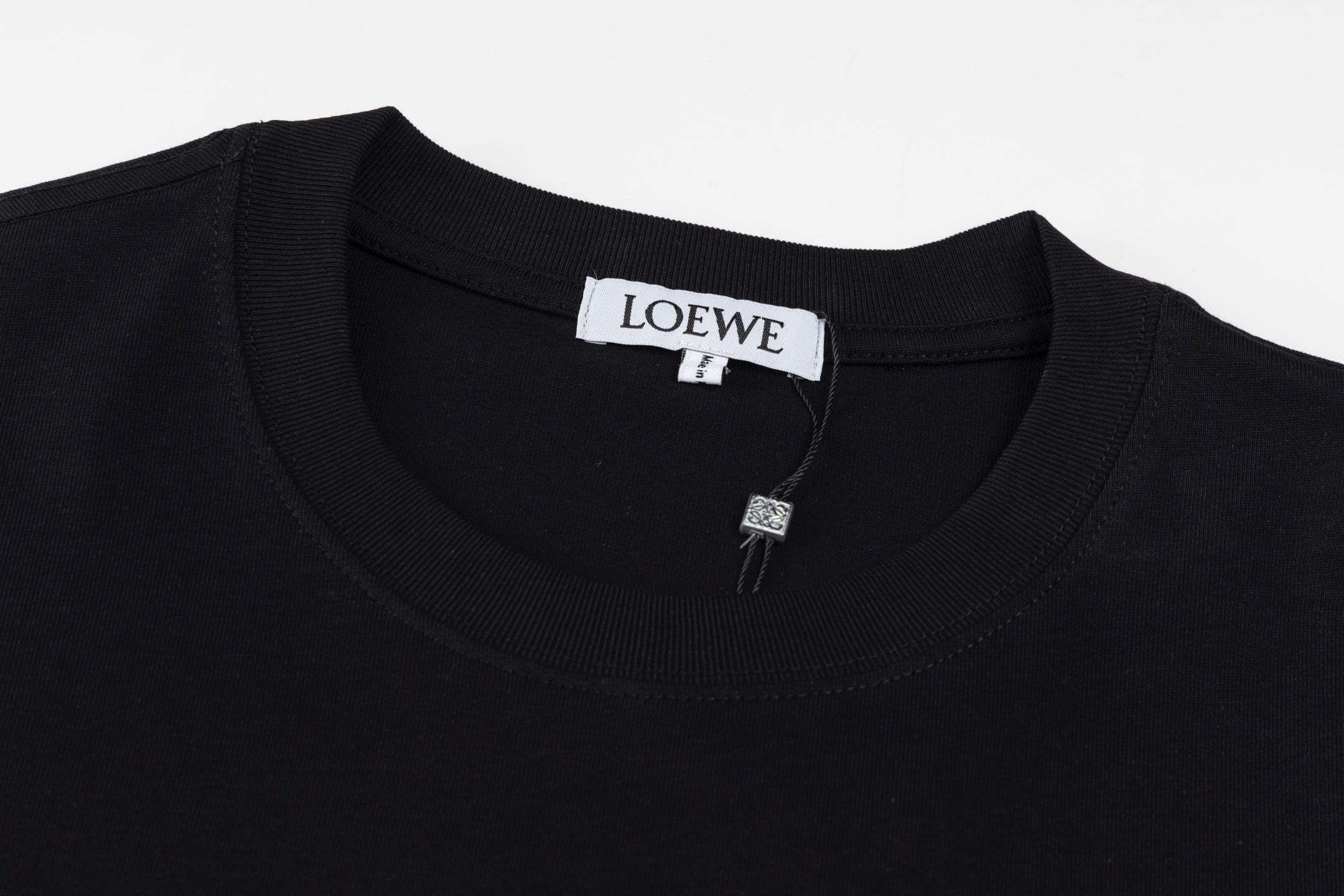 LuxluxHouse Best Quality Clothes T-shirt Loewe