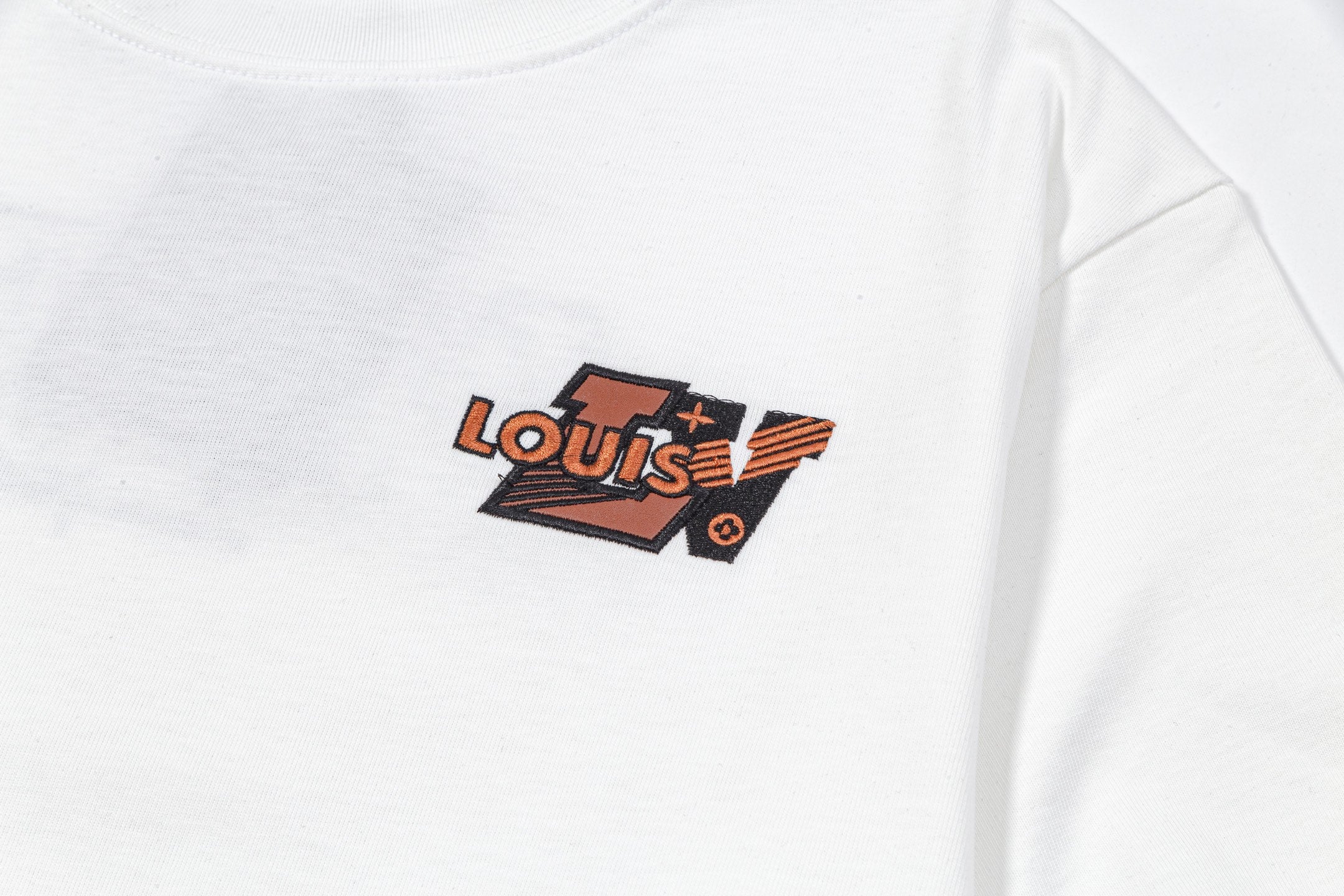LuxluxHouse Best Quality Clothes T-shirt Louis Vuitton
