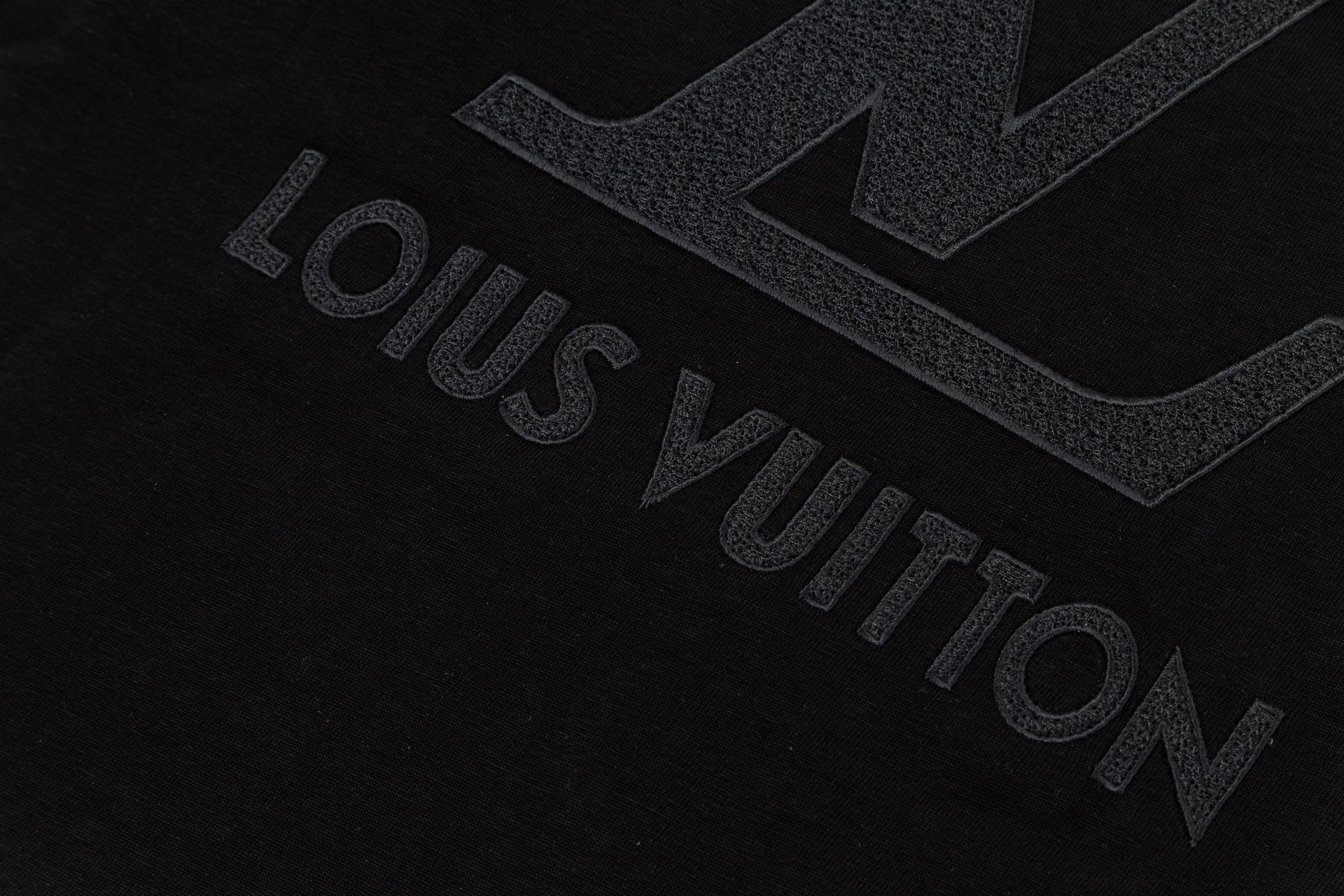 LuxluxHouse Best Quality Clothes T-shirt Louis Vuitton